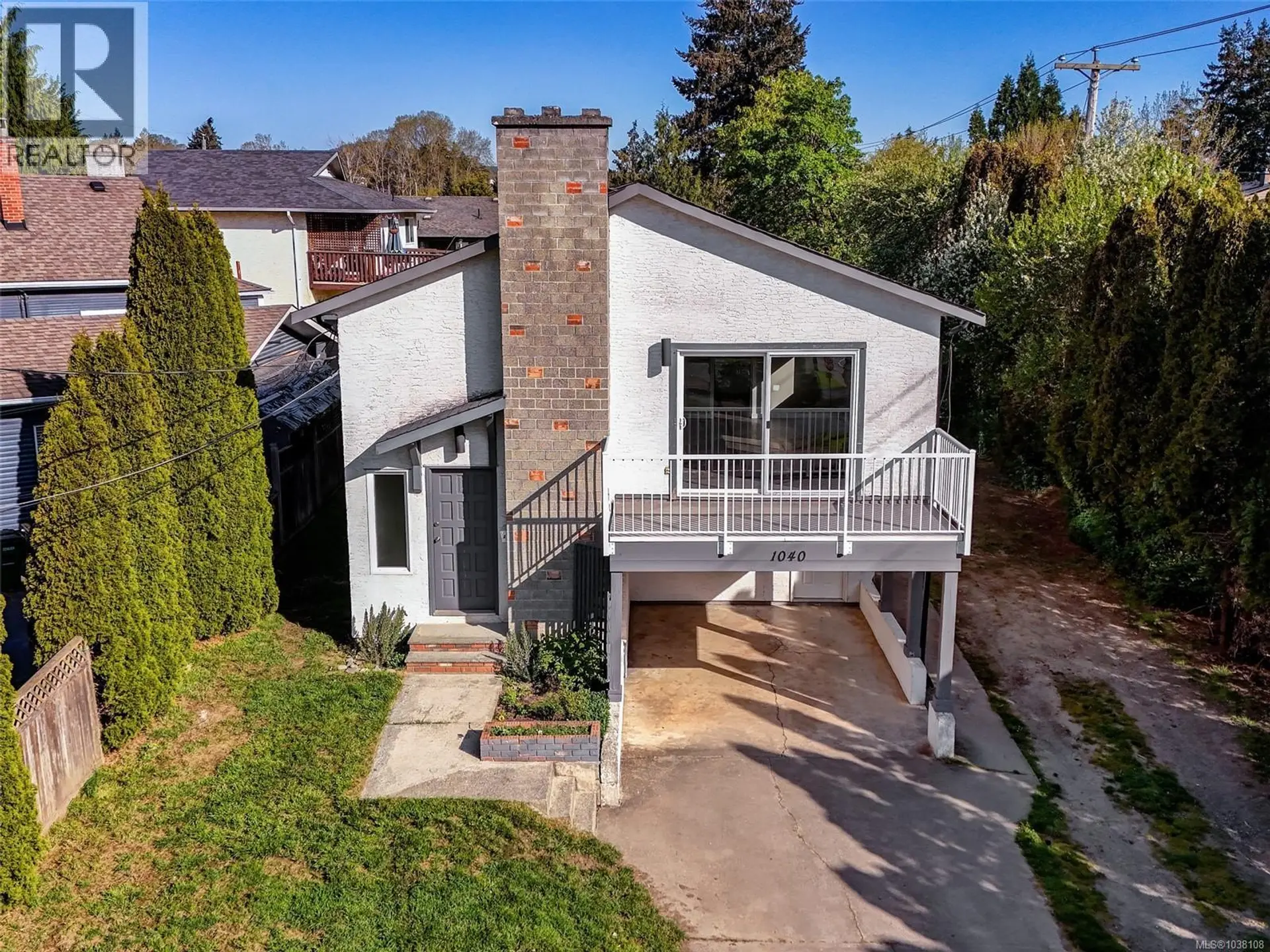Property at 1040 Chesterfield Rd, Saanich, BC