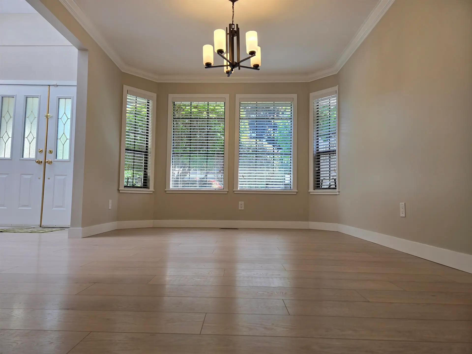 9224 Evancio Crescent - Image 4