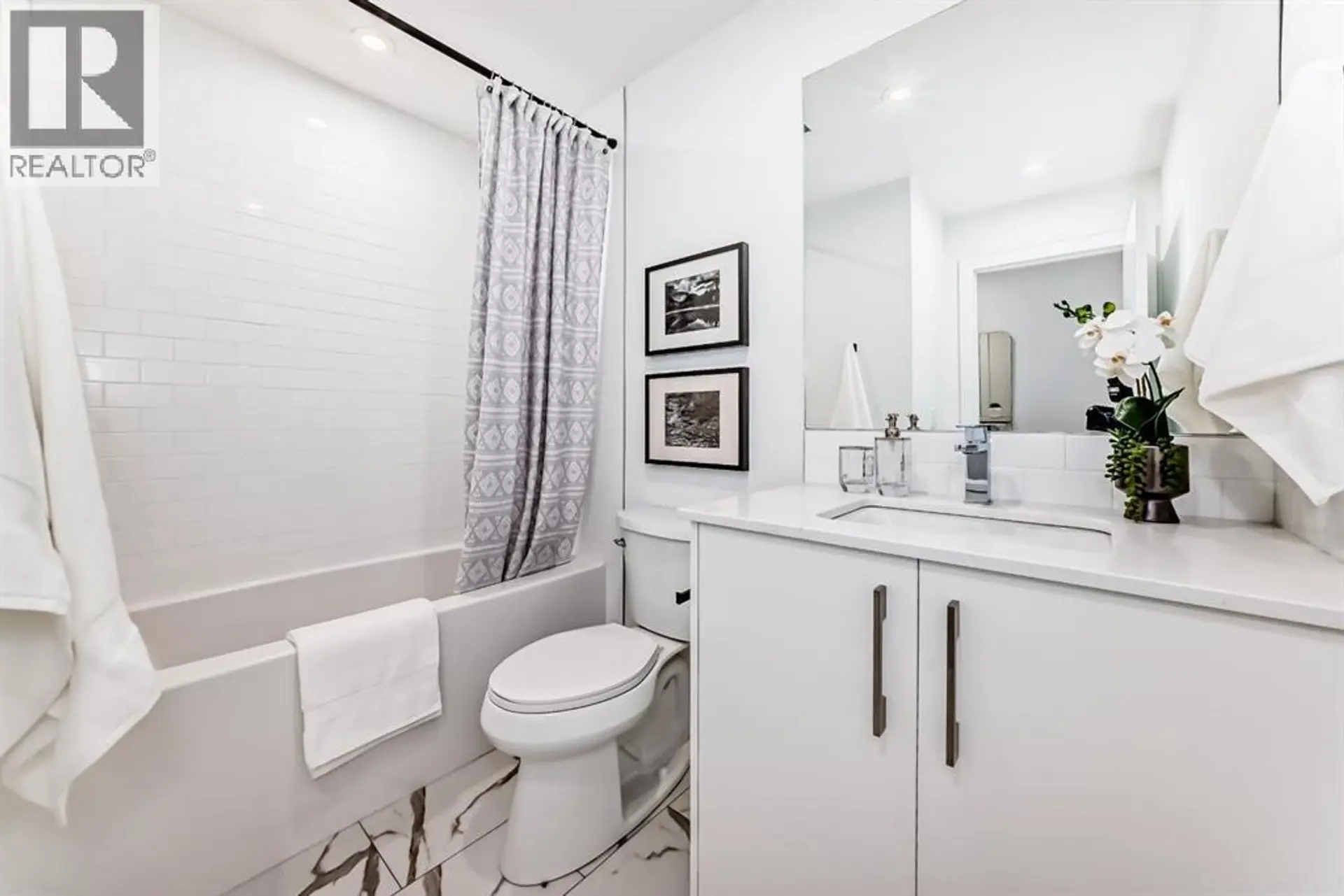 #252 110 18A Street NW - Image 9