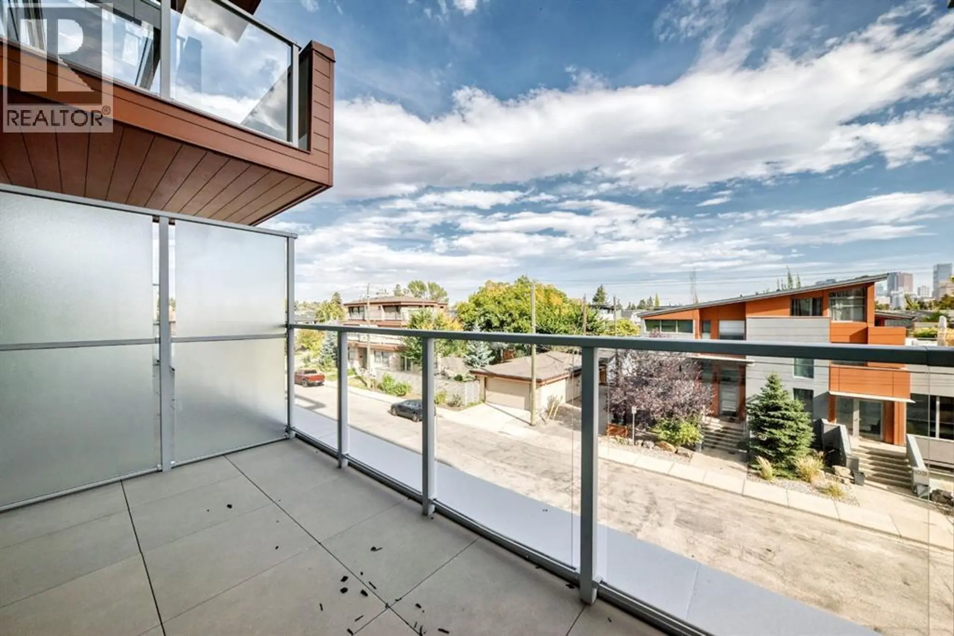 #252 110 18A Street NW - Image 5
