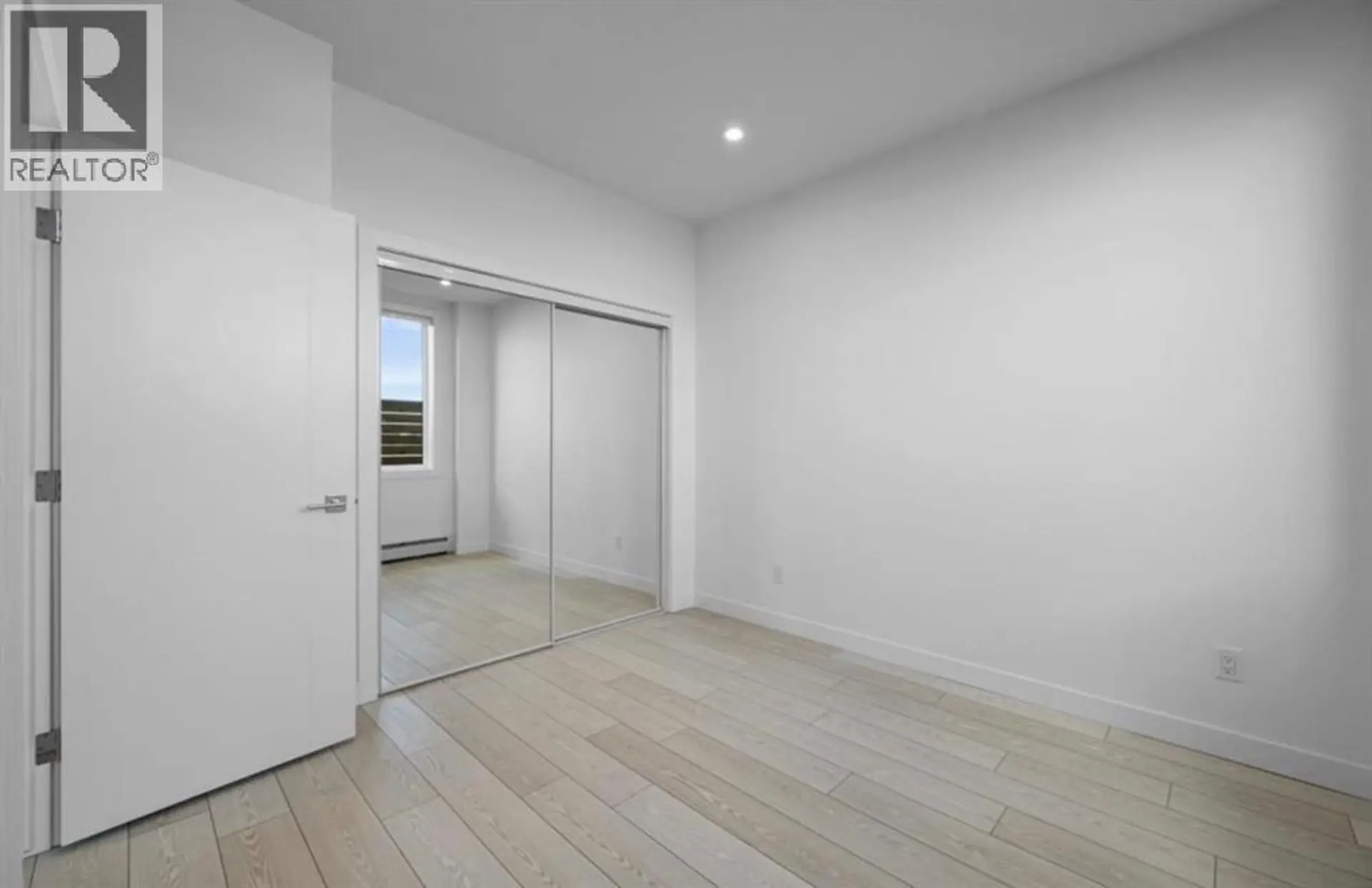 #102 8370 Broadcast Avenue SW - Image 11