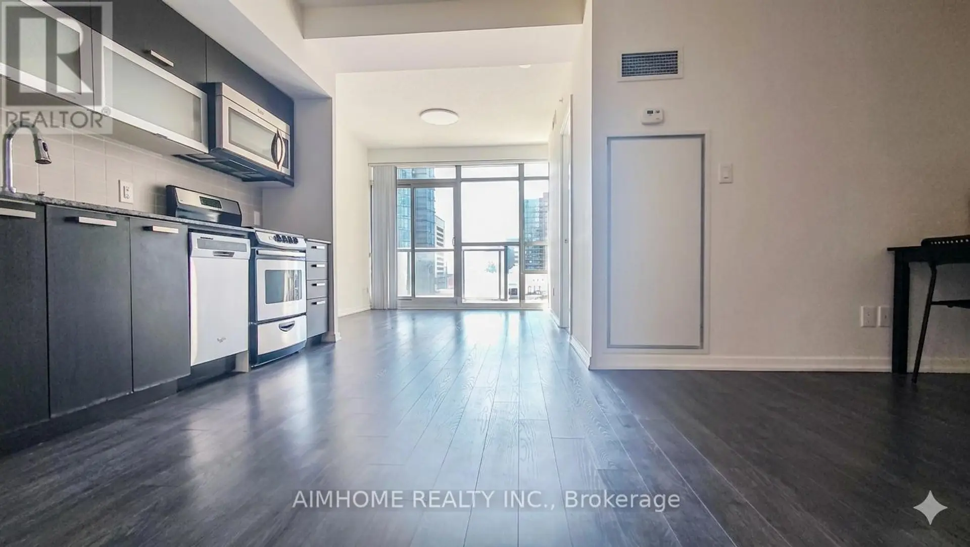 #1107 68 ABELL STREET - Image 3