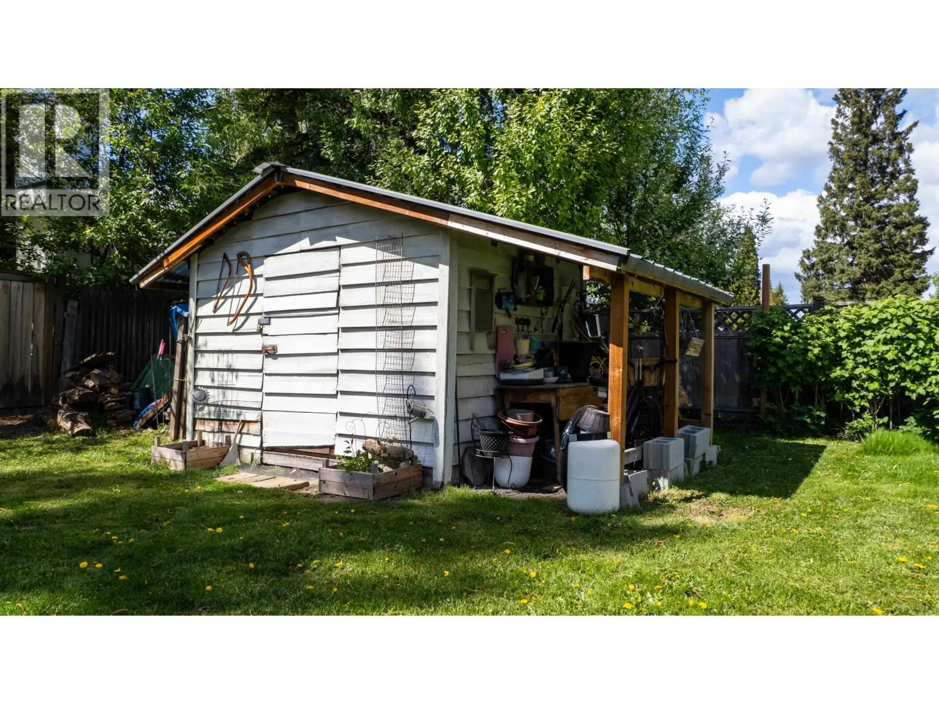 3091 SPRUCE STREET - Image 17