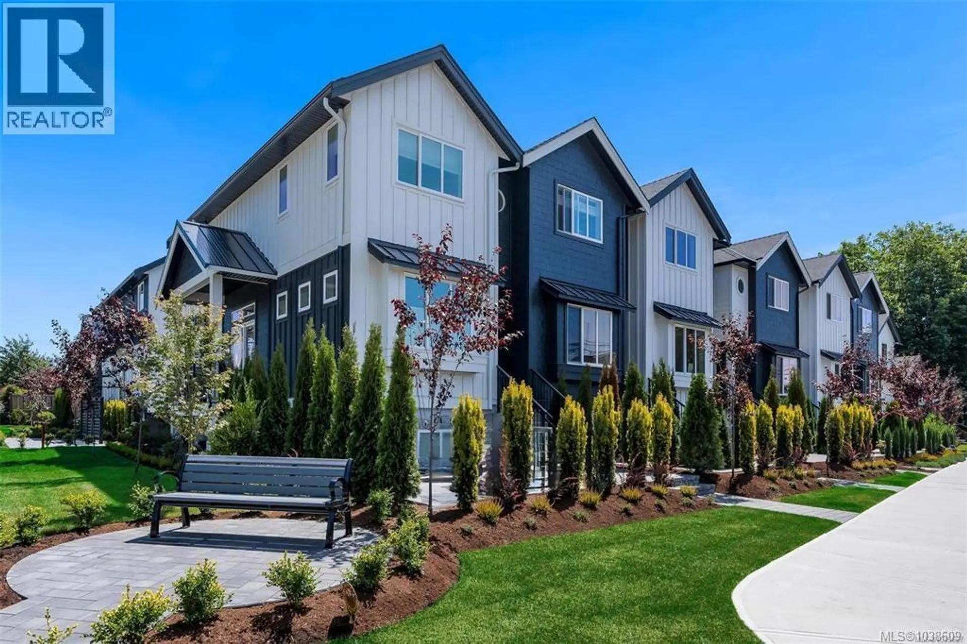 Property at #8 10145 Fifth St, Sidney, BC