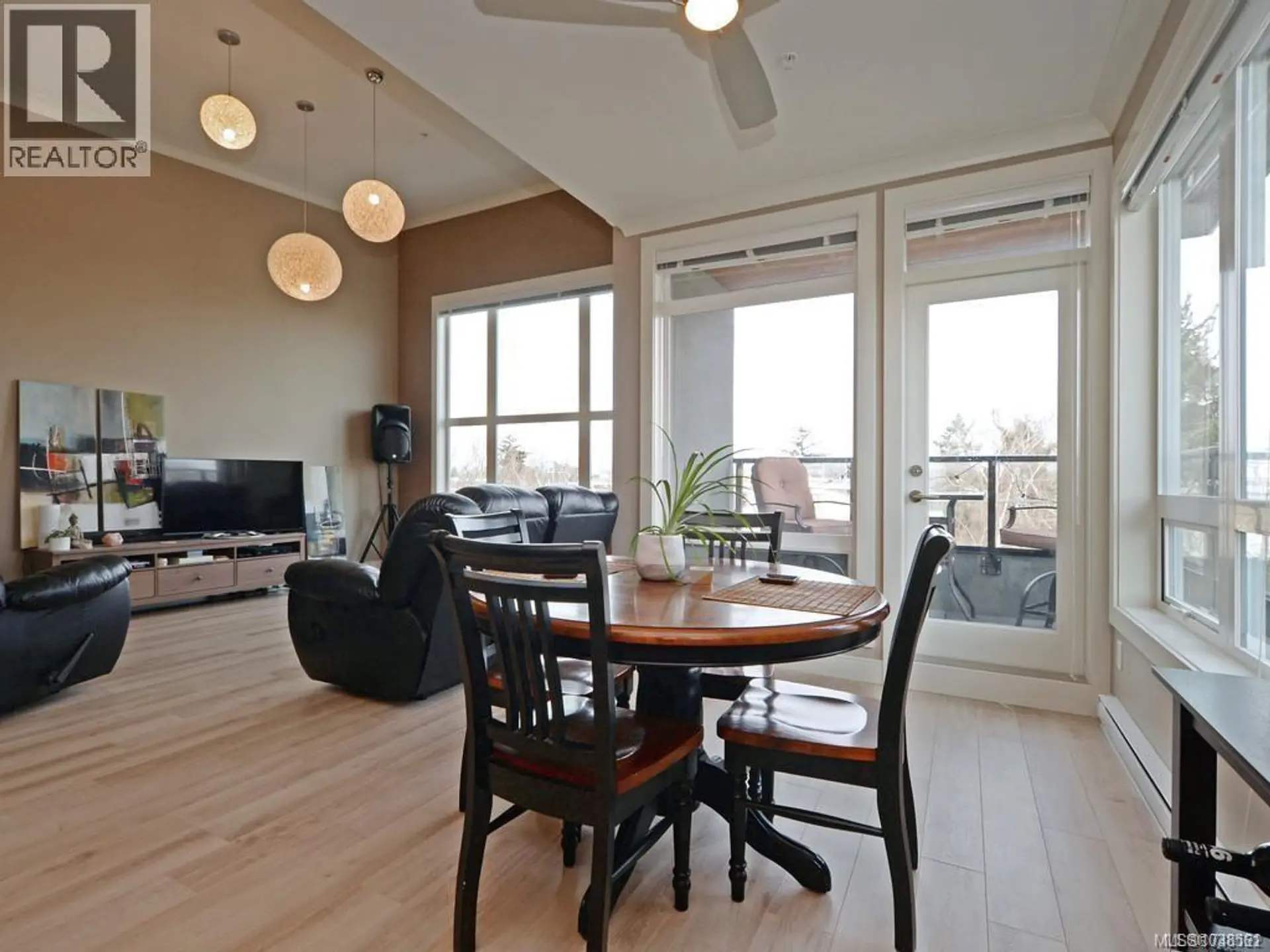 #403 300 Michigan St - Image 19
