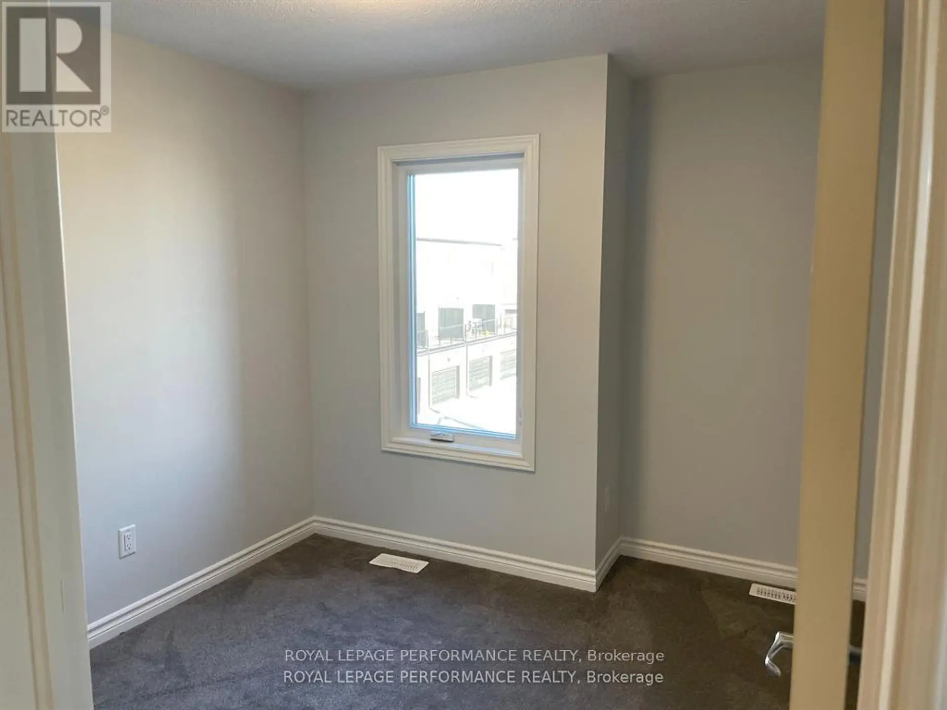 704 KIZIS PRIVATE - Image 9