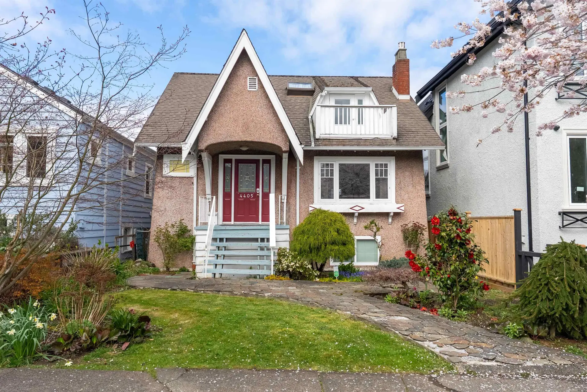 Property at 4405 W 9th Avenue, Vancouver, BC