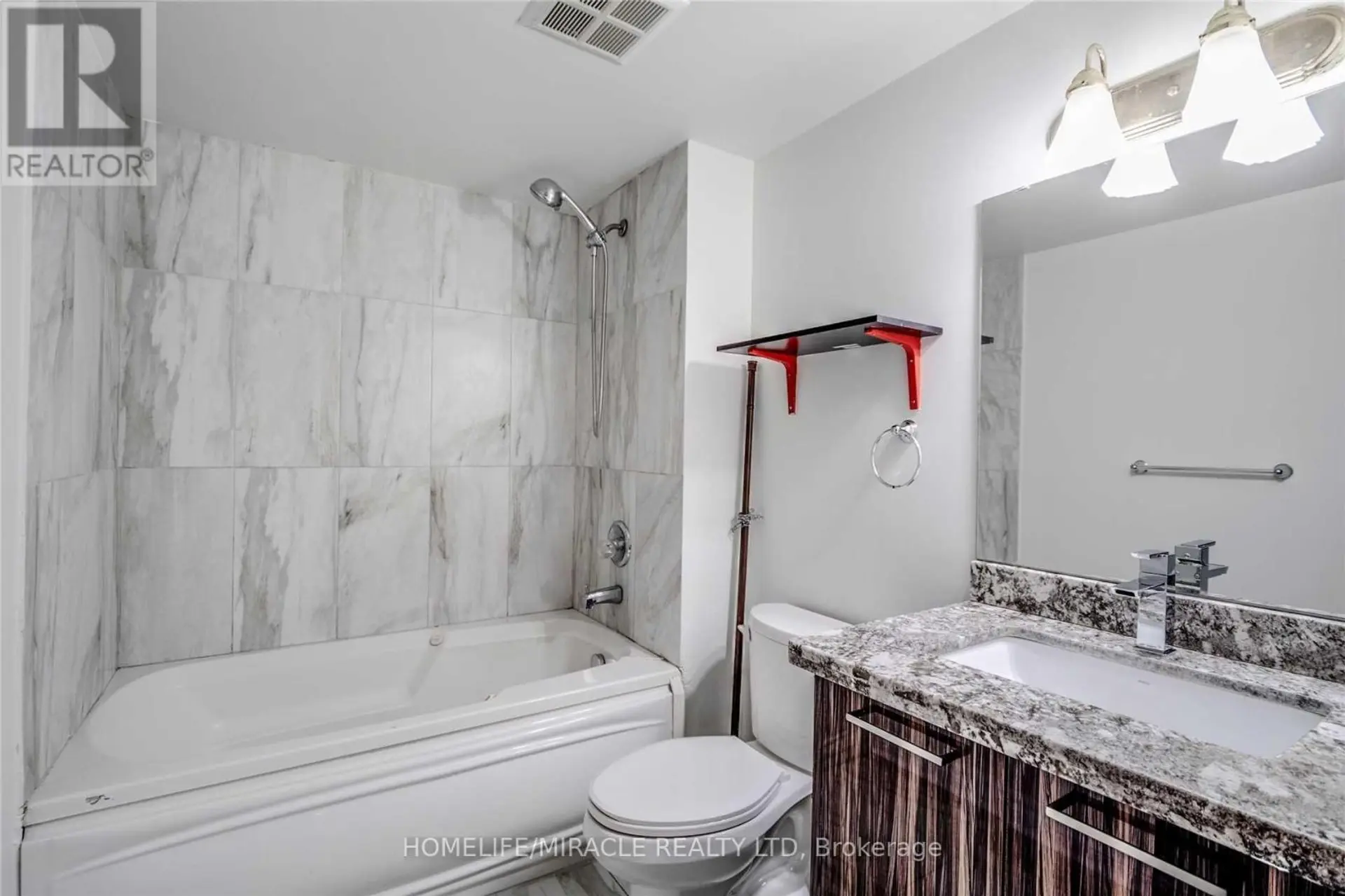 #605 95 LOMBARD STREET - Image 12
