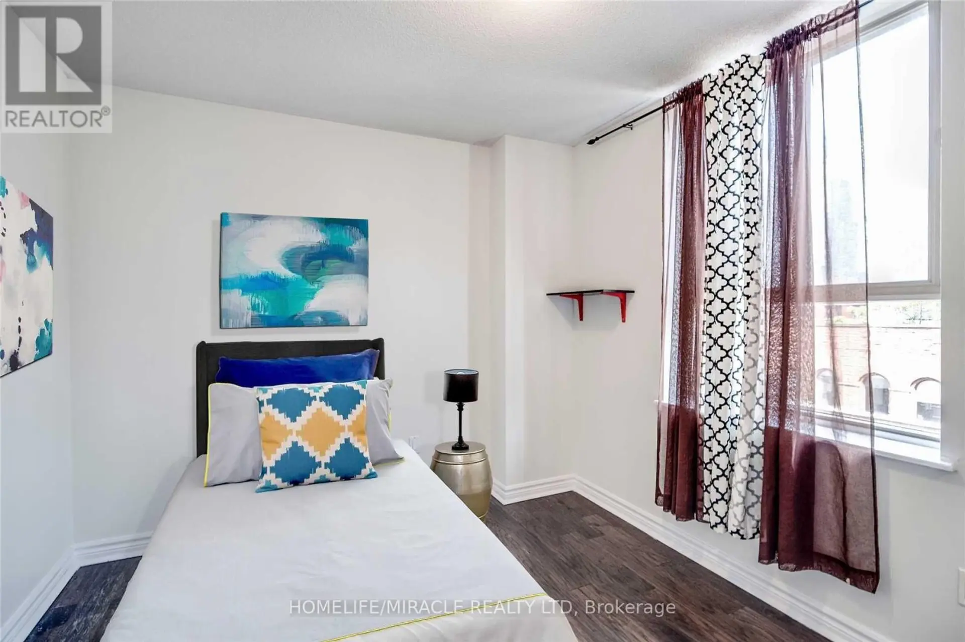 #605 95 LOMBARD STREET - Image 14