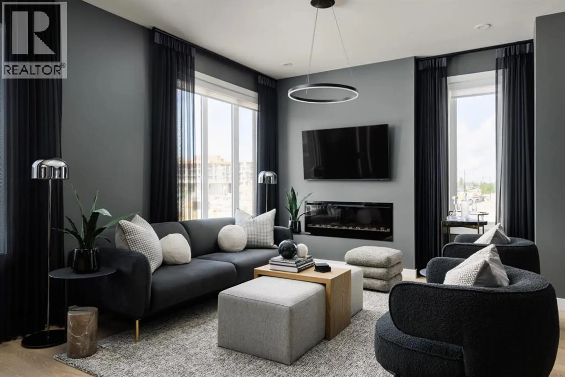 8163 8 Avenue SW - Image 8