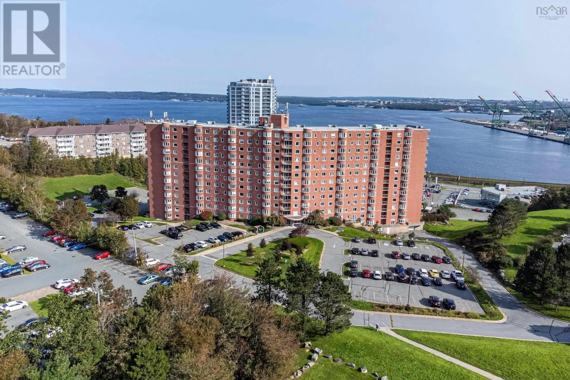 #1118 45 Vimy Avenue - Image 4