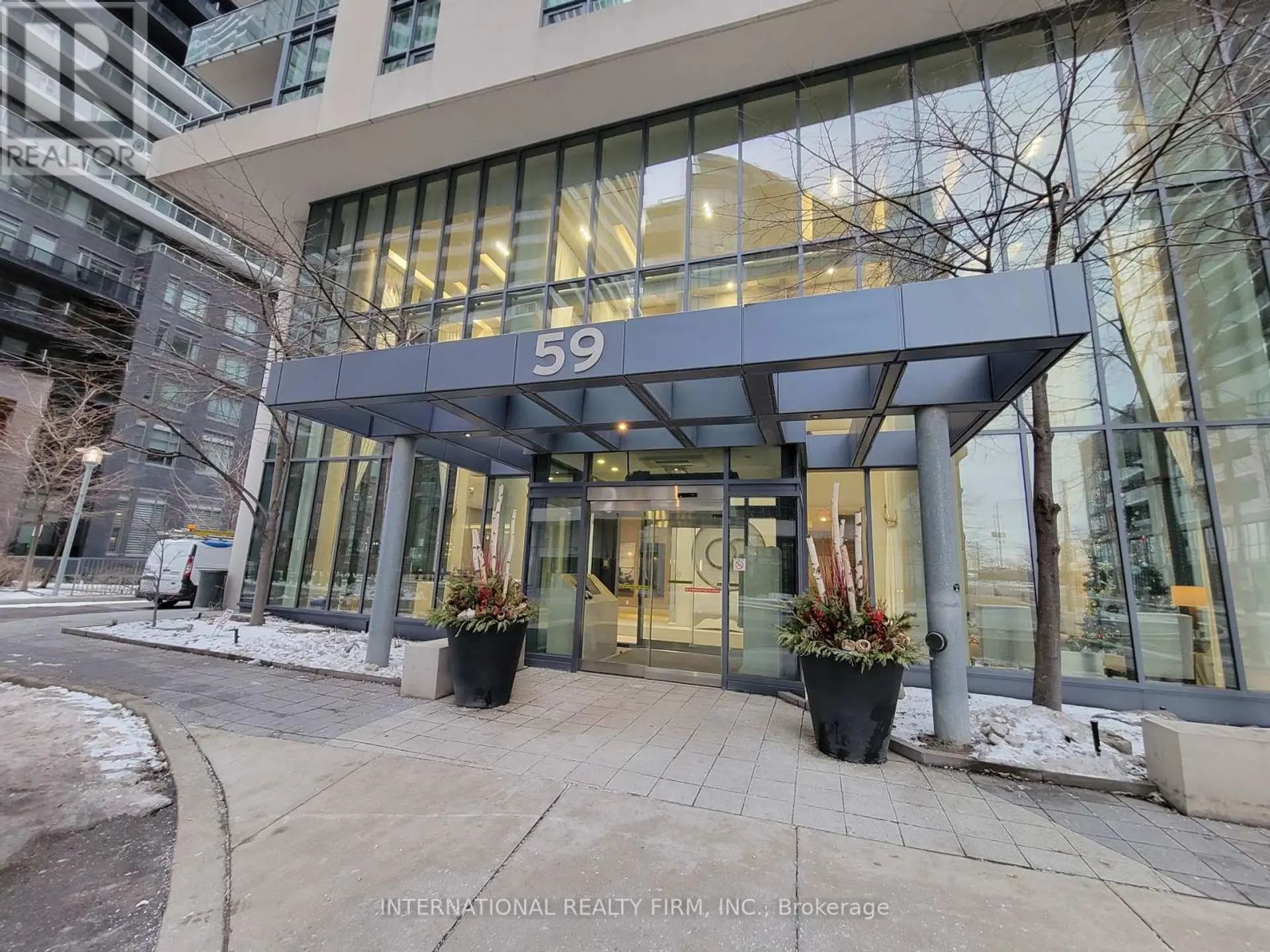 #3107 59 ANNIE CRAIG DRIVE - Image 13