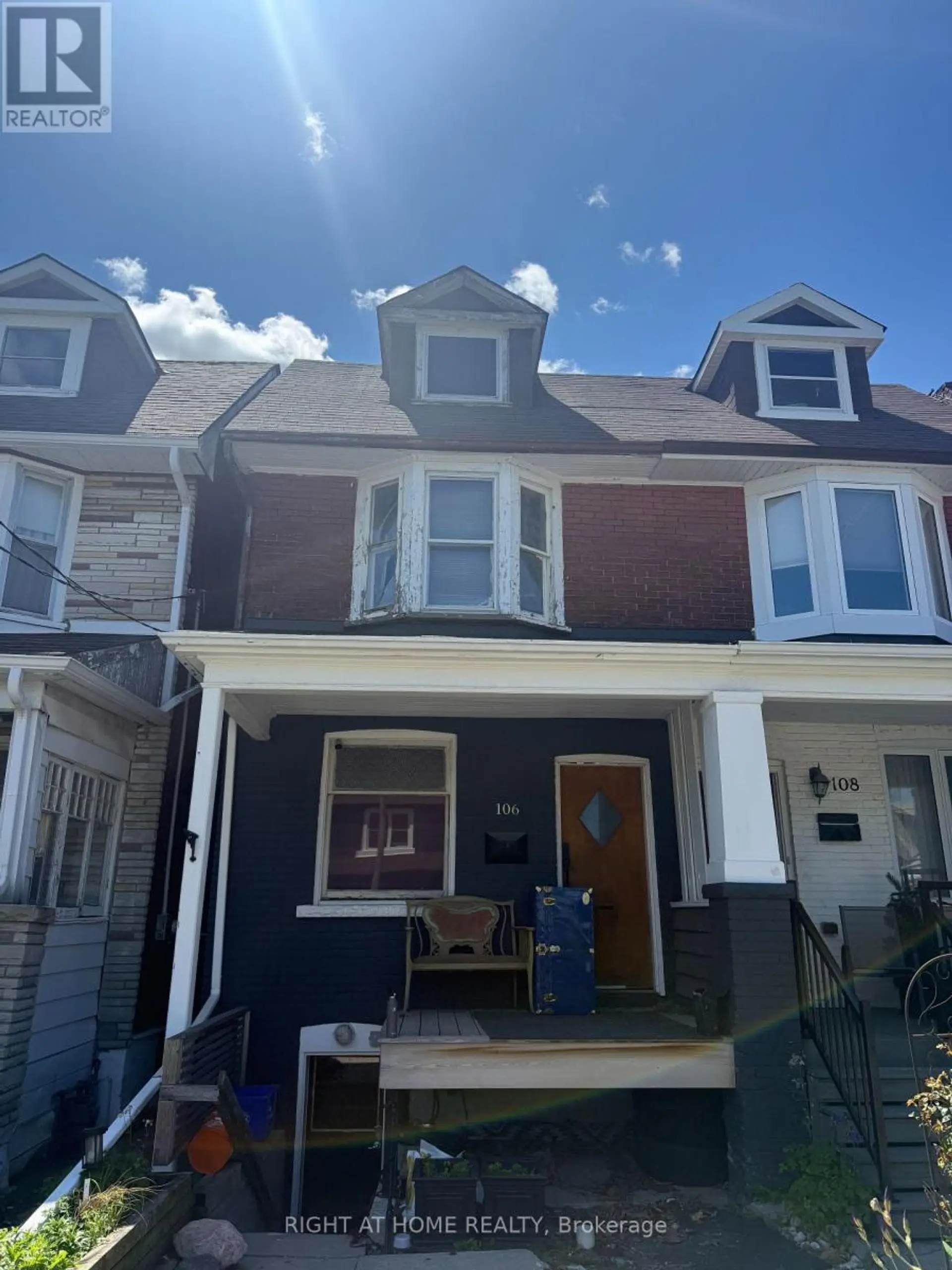 106 DONLANDS AVENUE - Image 1