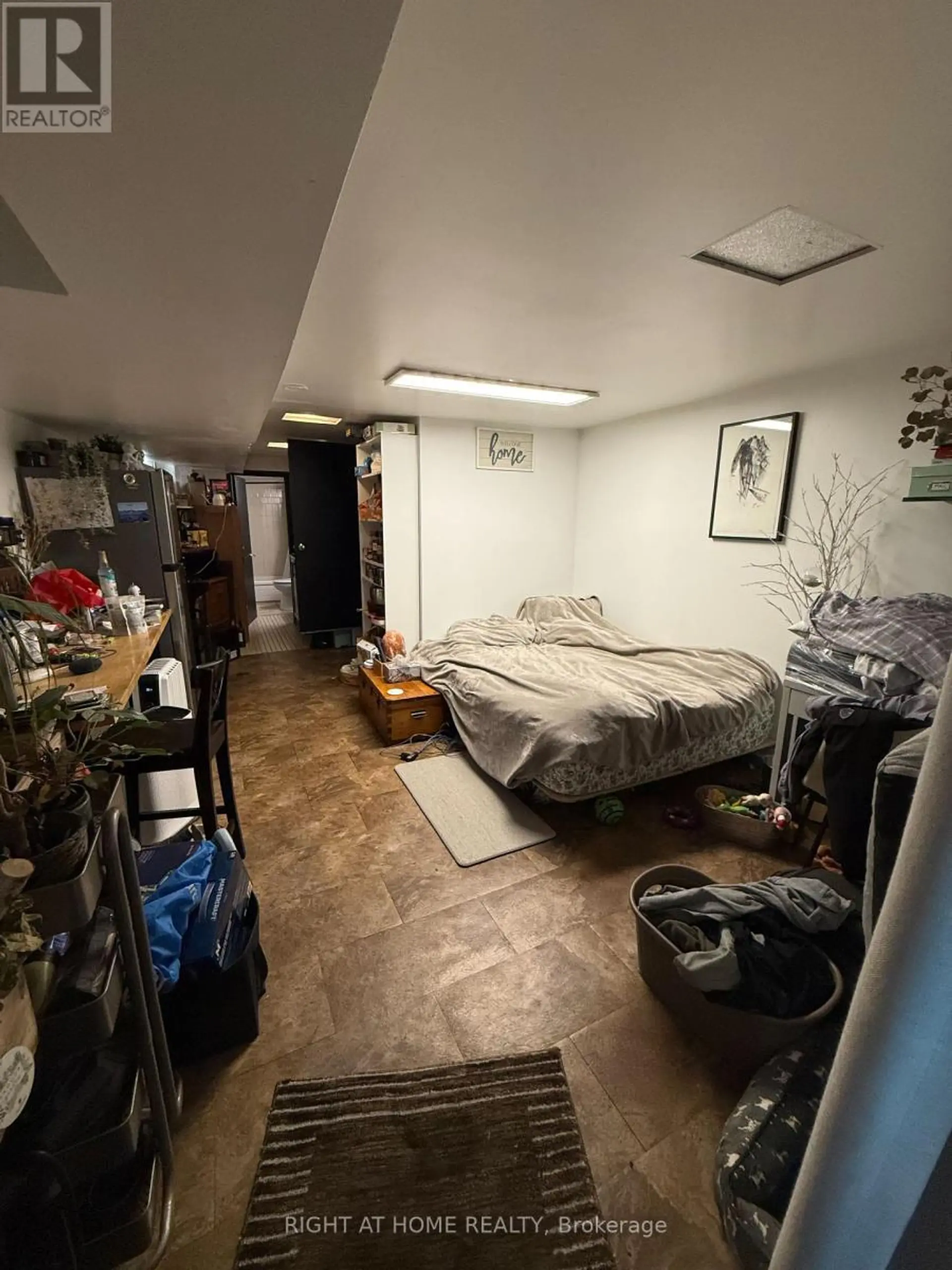 106 DONLANDS AVENUE - Image 3