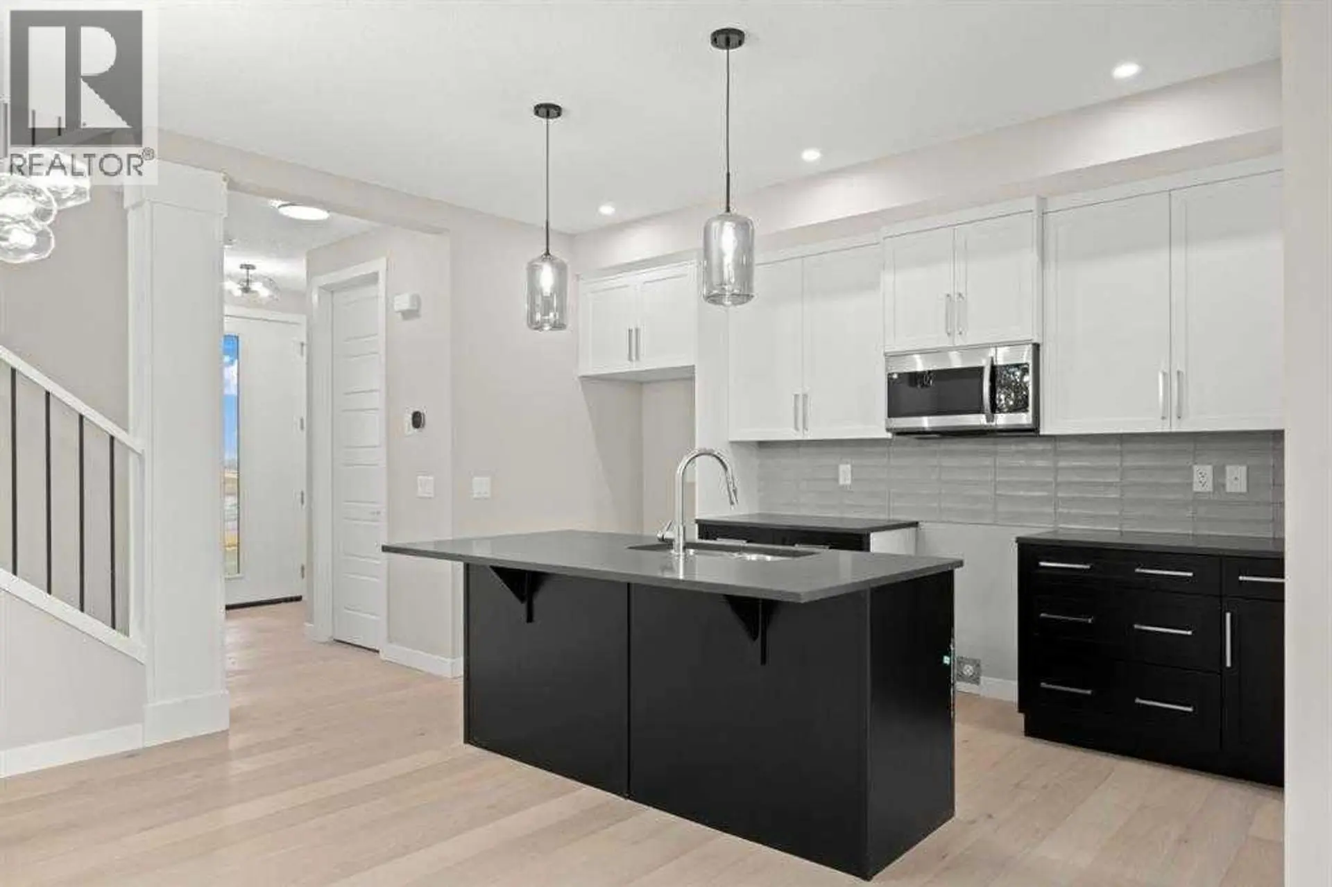 131 Ambleridge Street NW - Image 4