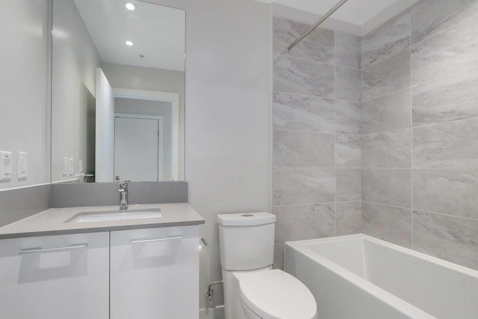 #304 110 E 17th Street - Image 13