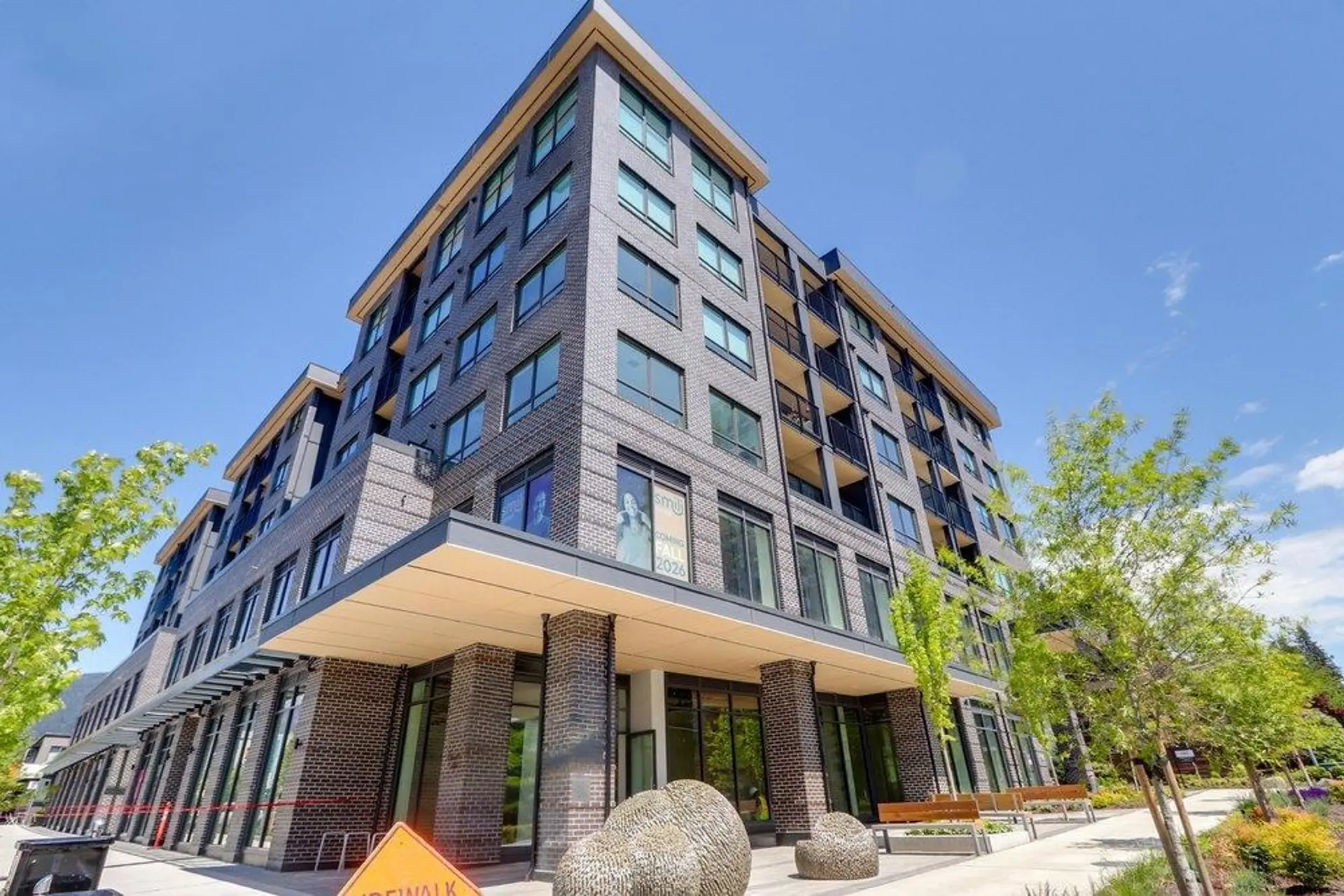#304 110 E 17th Street - Image 3