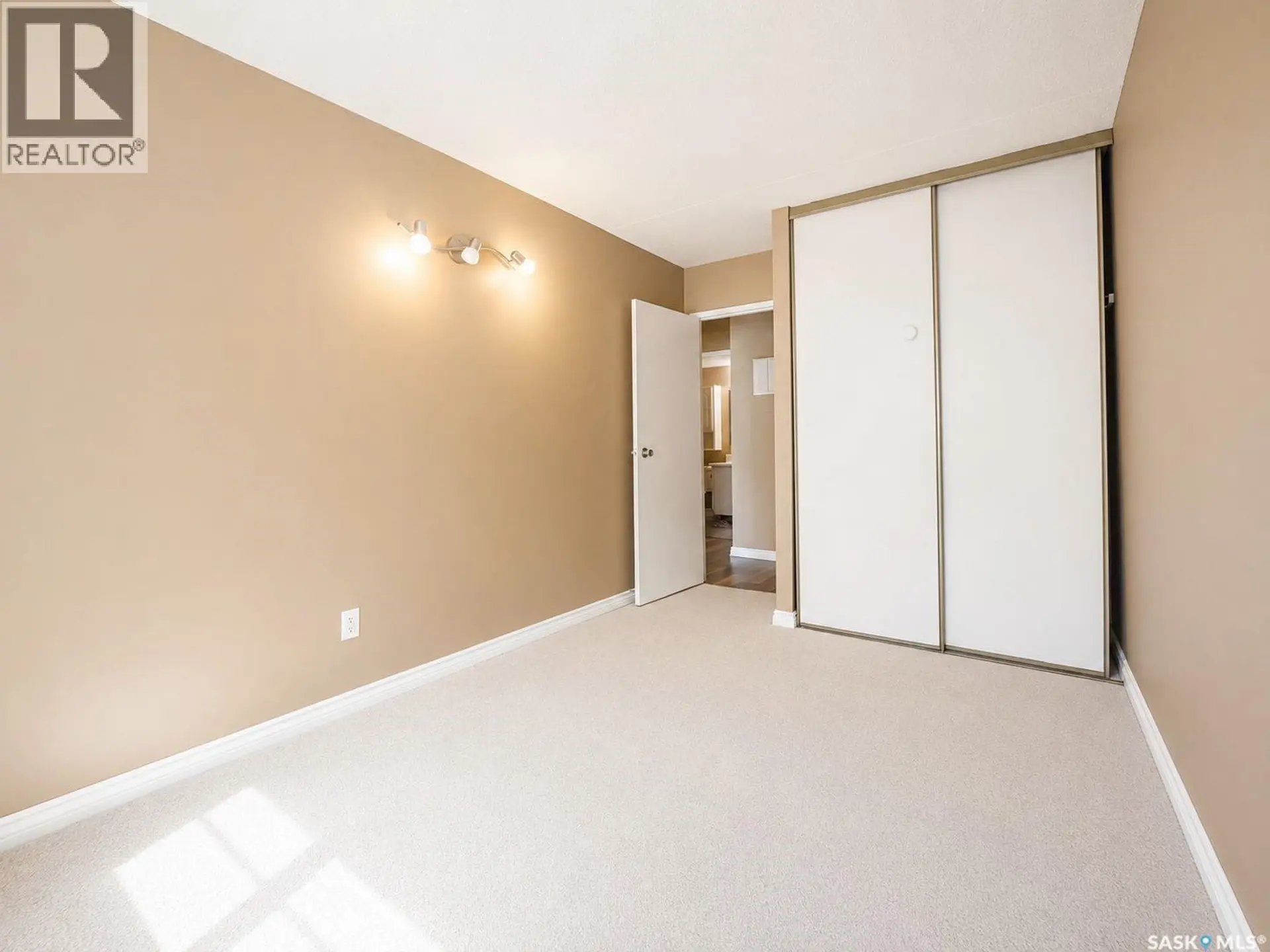 #106 20 Kleisinger CRESCENT - Image 13
