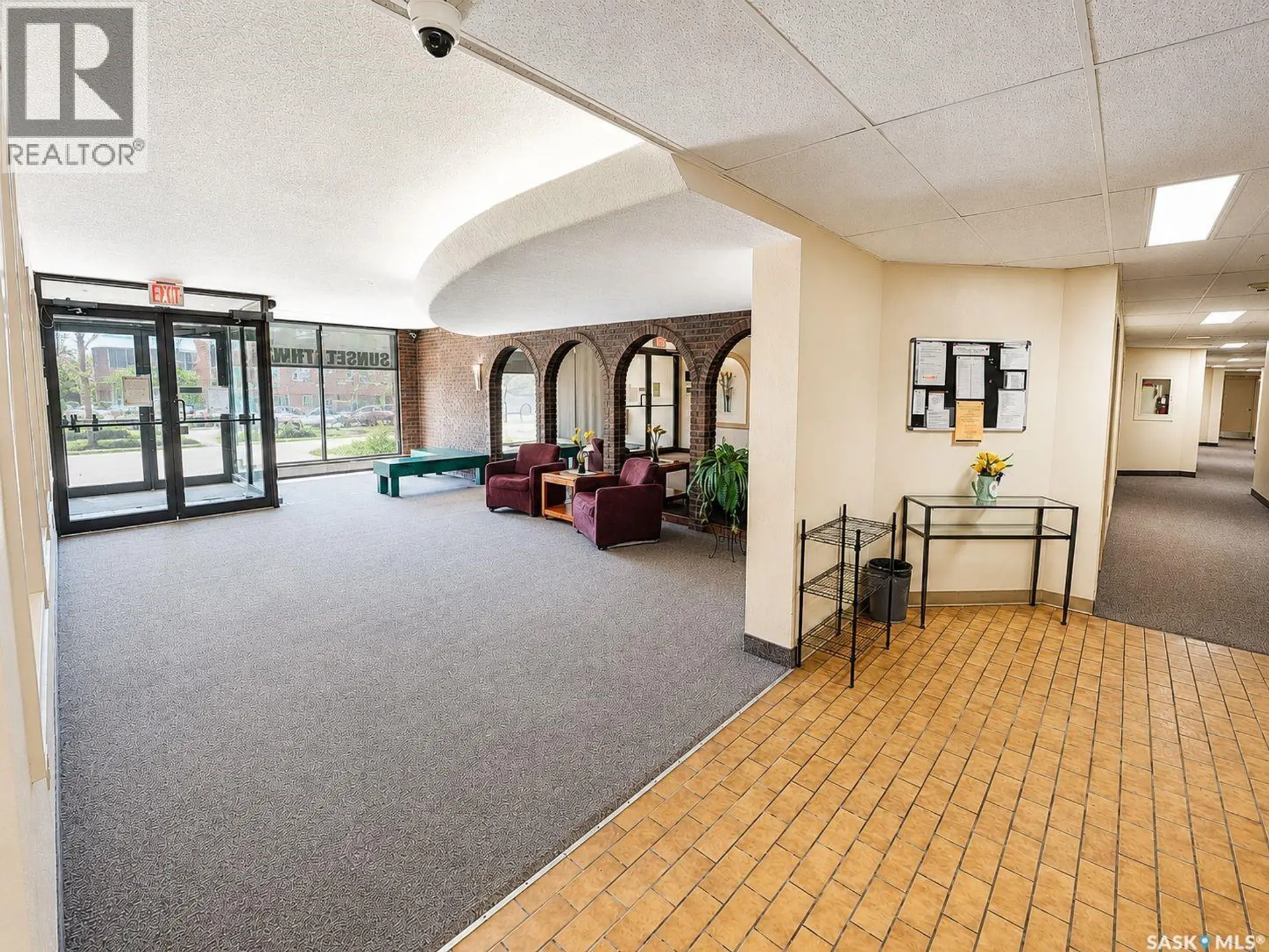 #106 20 Kleisinger CRESCENT - Image 4