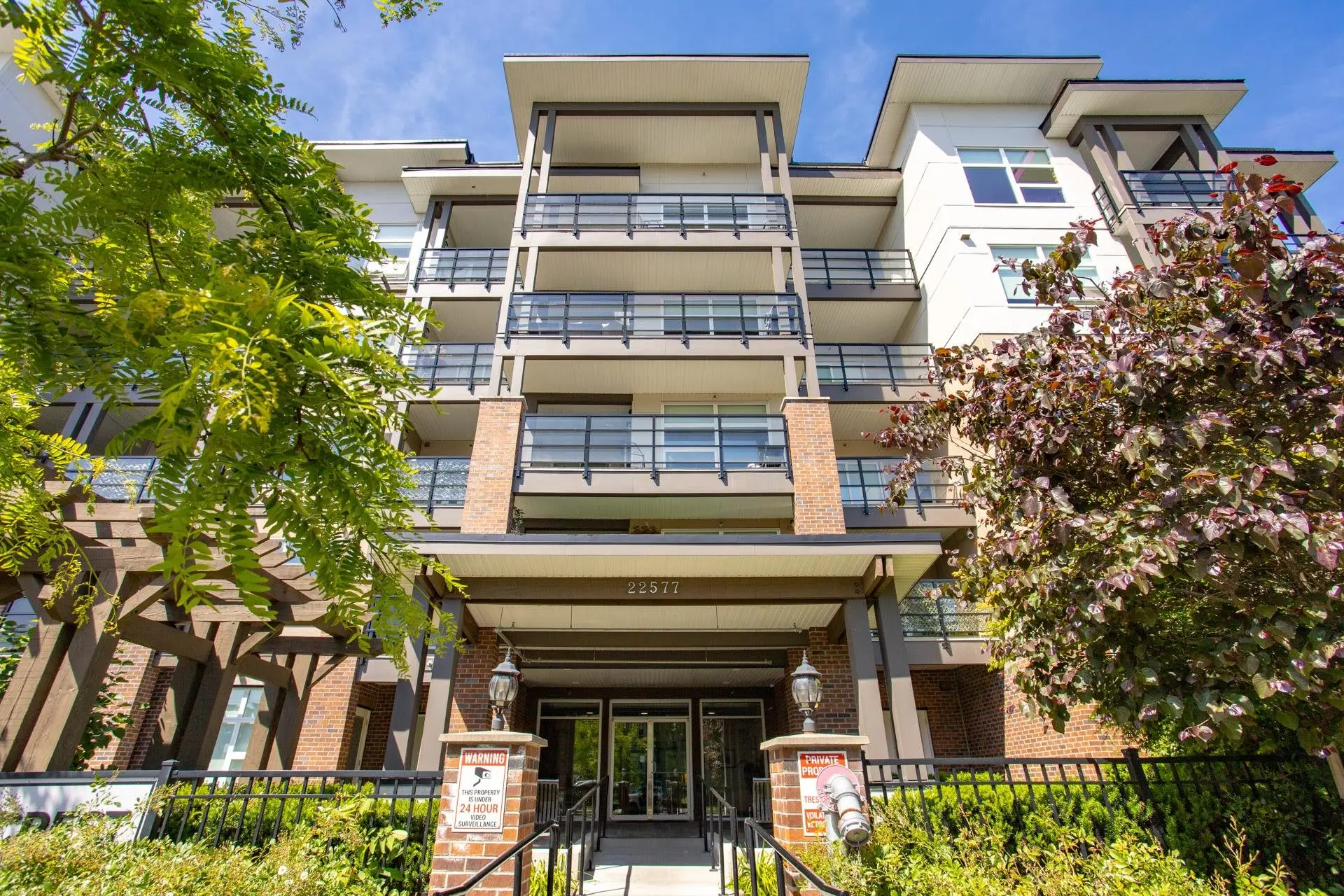 Property at #403 22577 Royal Crescent, Maple Ridge, BC