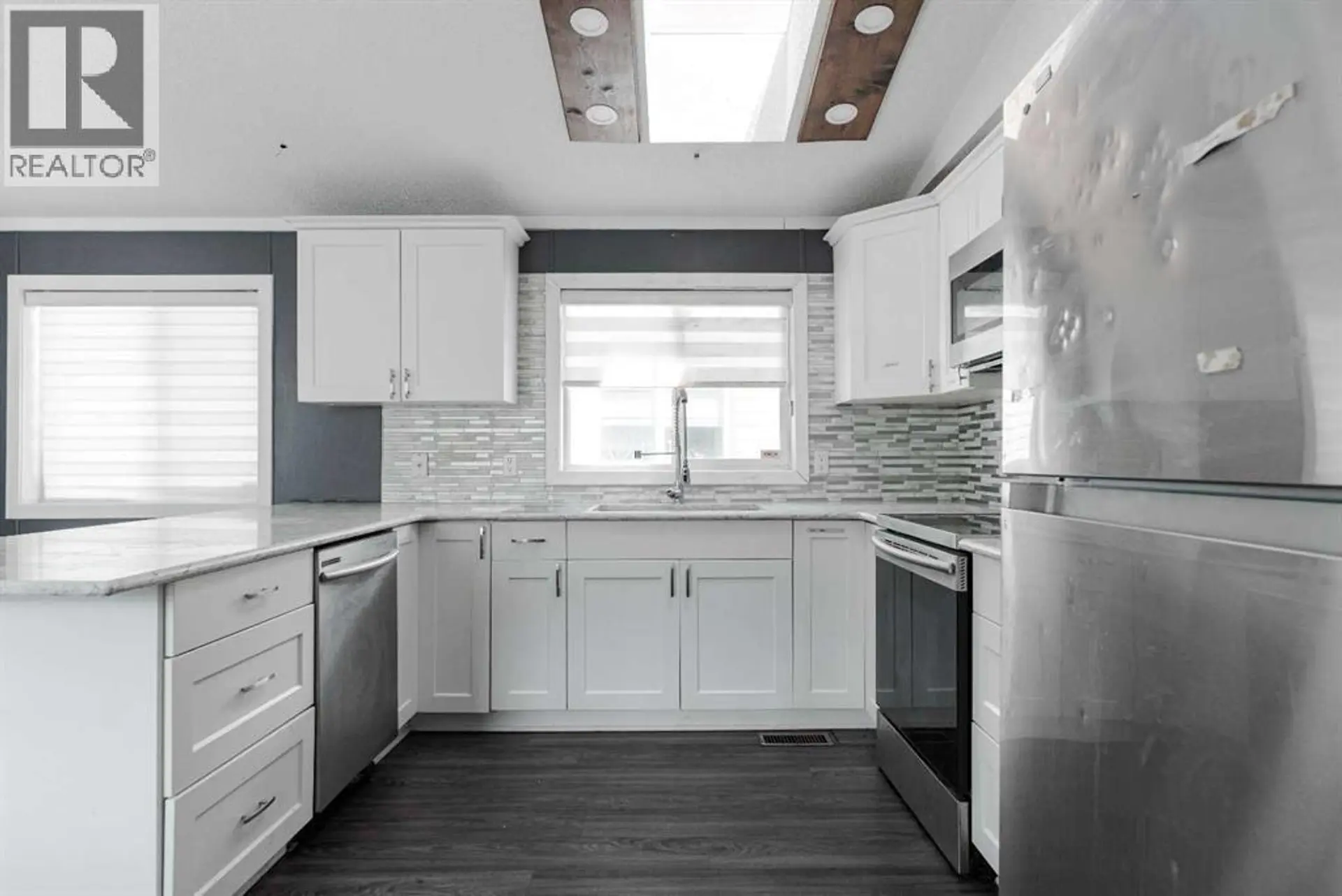 216 Harpe Way - Image 3
