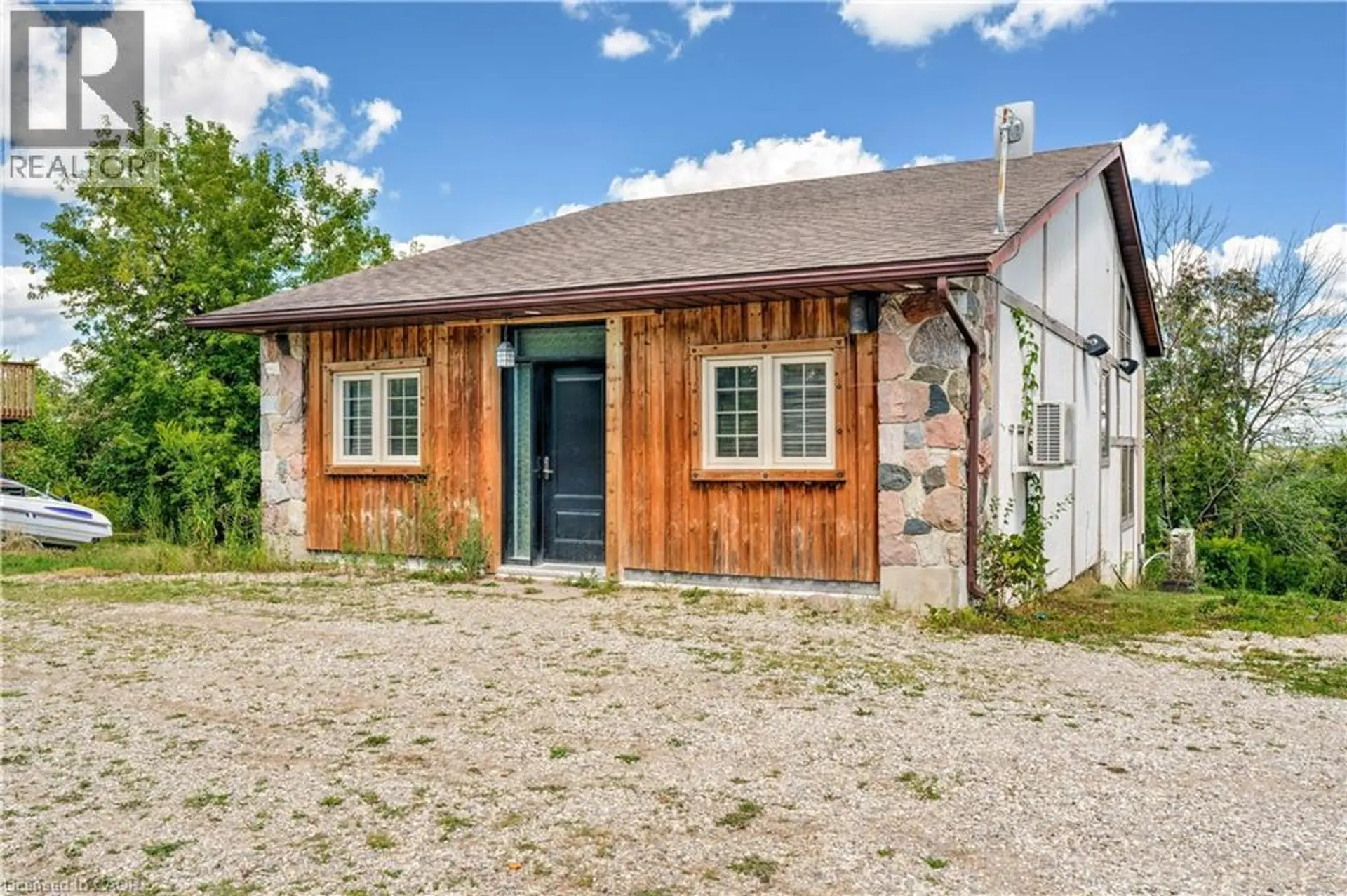 4053 WATSON Road S - Image 8