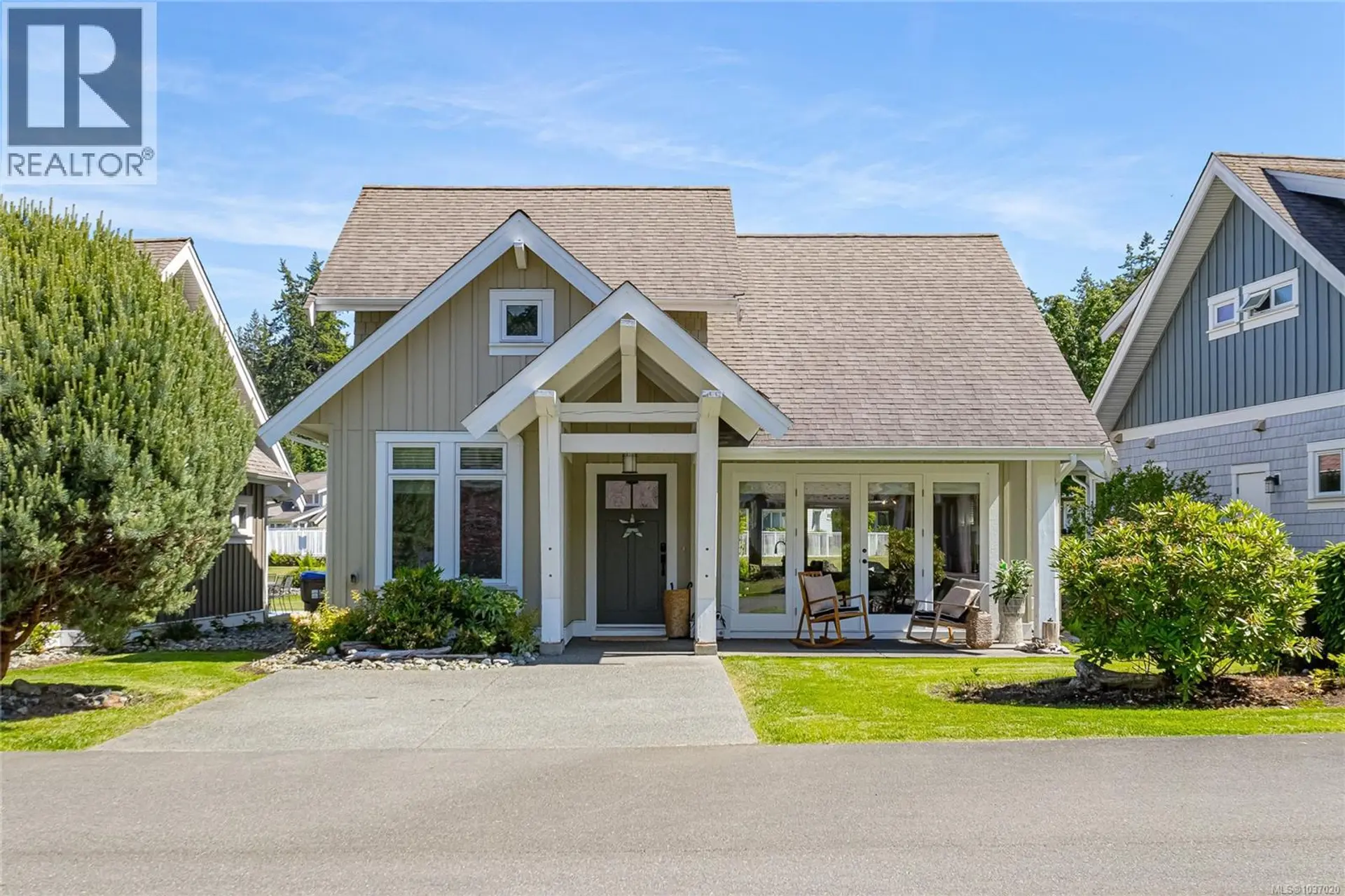 Property at #15 5251 Island Hwy W, Qualicum Beach, BC
