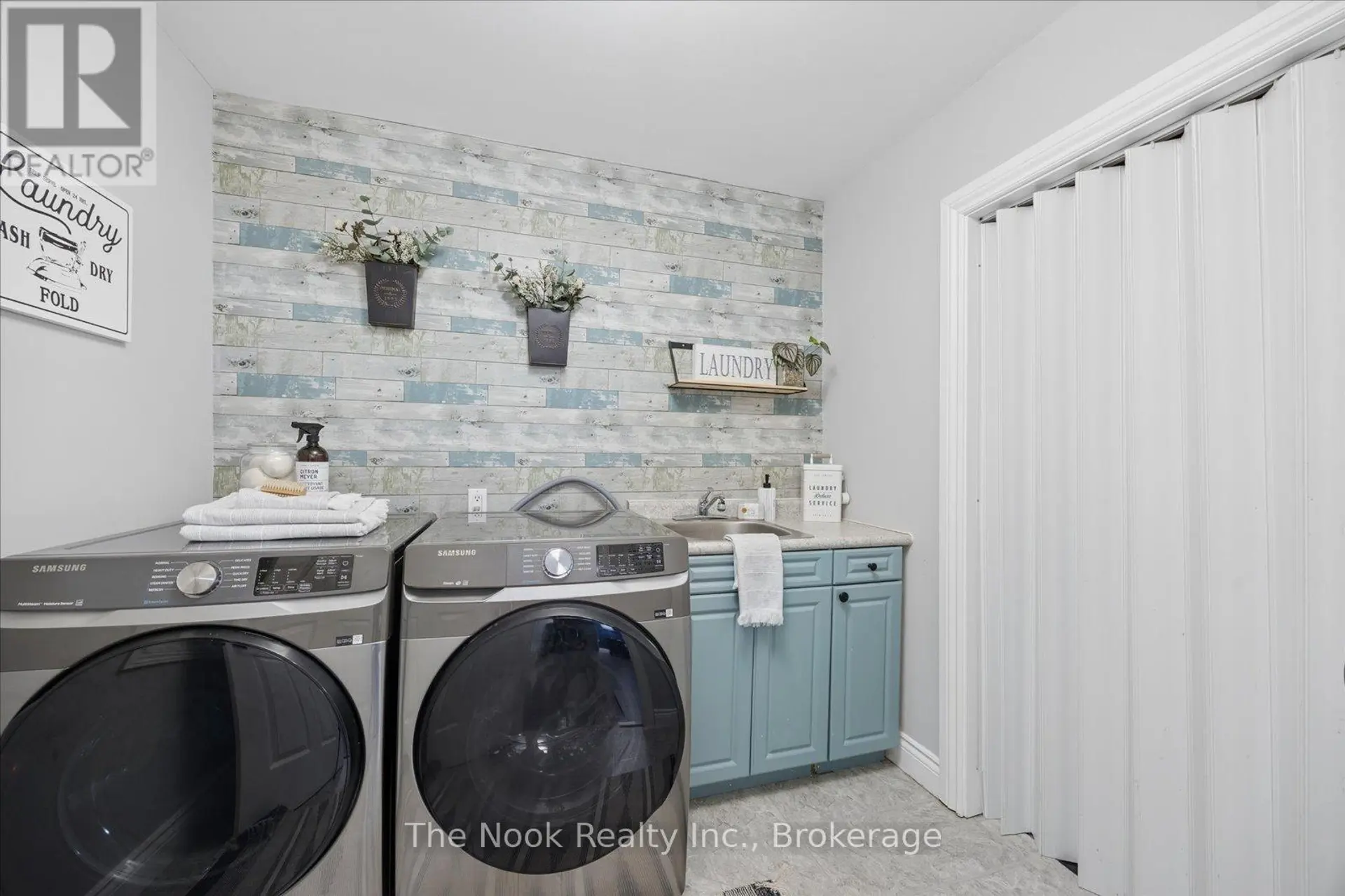 1000 GRANDLEA COURT - Image 13