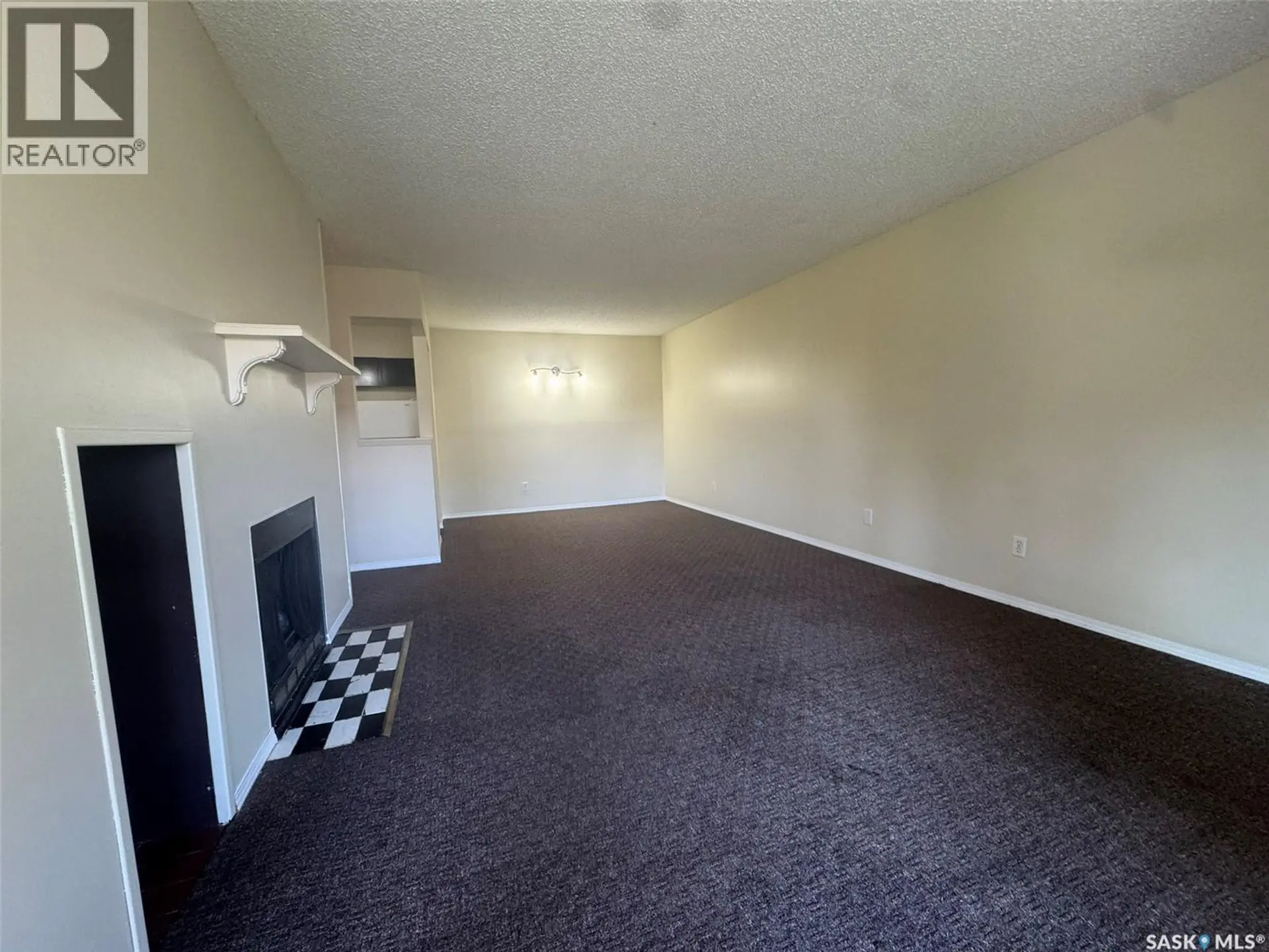 #230 Gore PLACE - Image 4