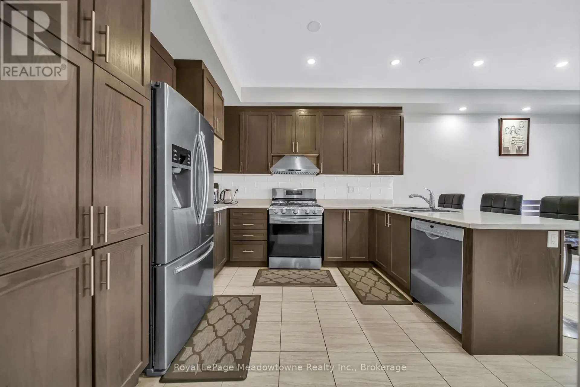2218 LOZENBY STREET - Image 8
