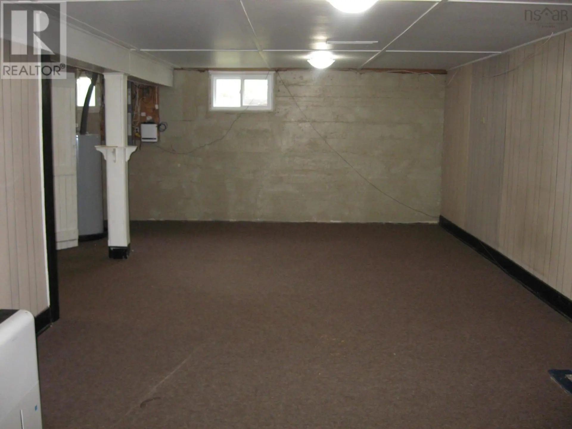 85 School Street - Image 16