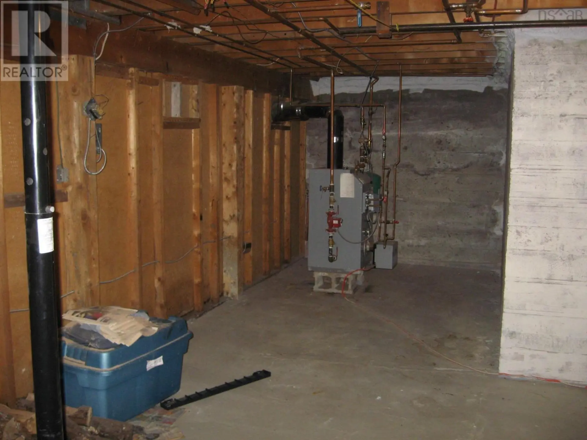 85 School Street - Image 17