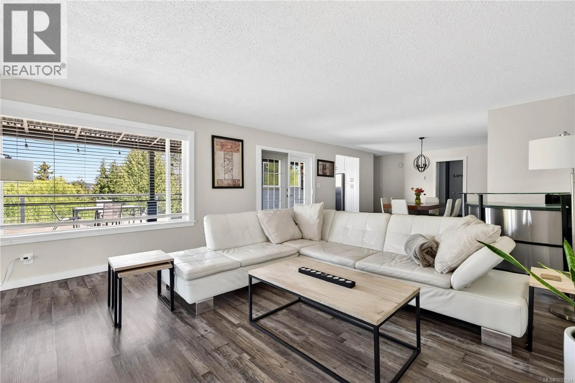 Property at 215 Maliview Dr, Salt Spring, BC