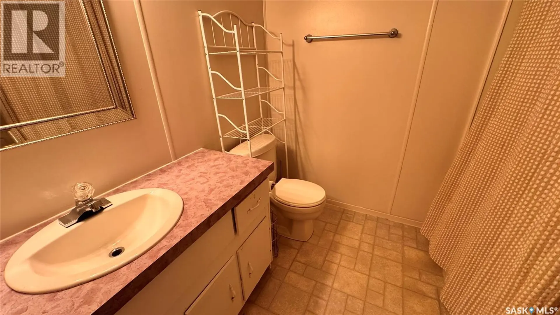 337 Hawkes STREET - Image 12