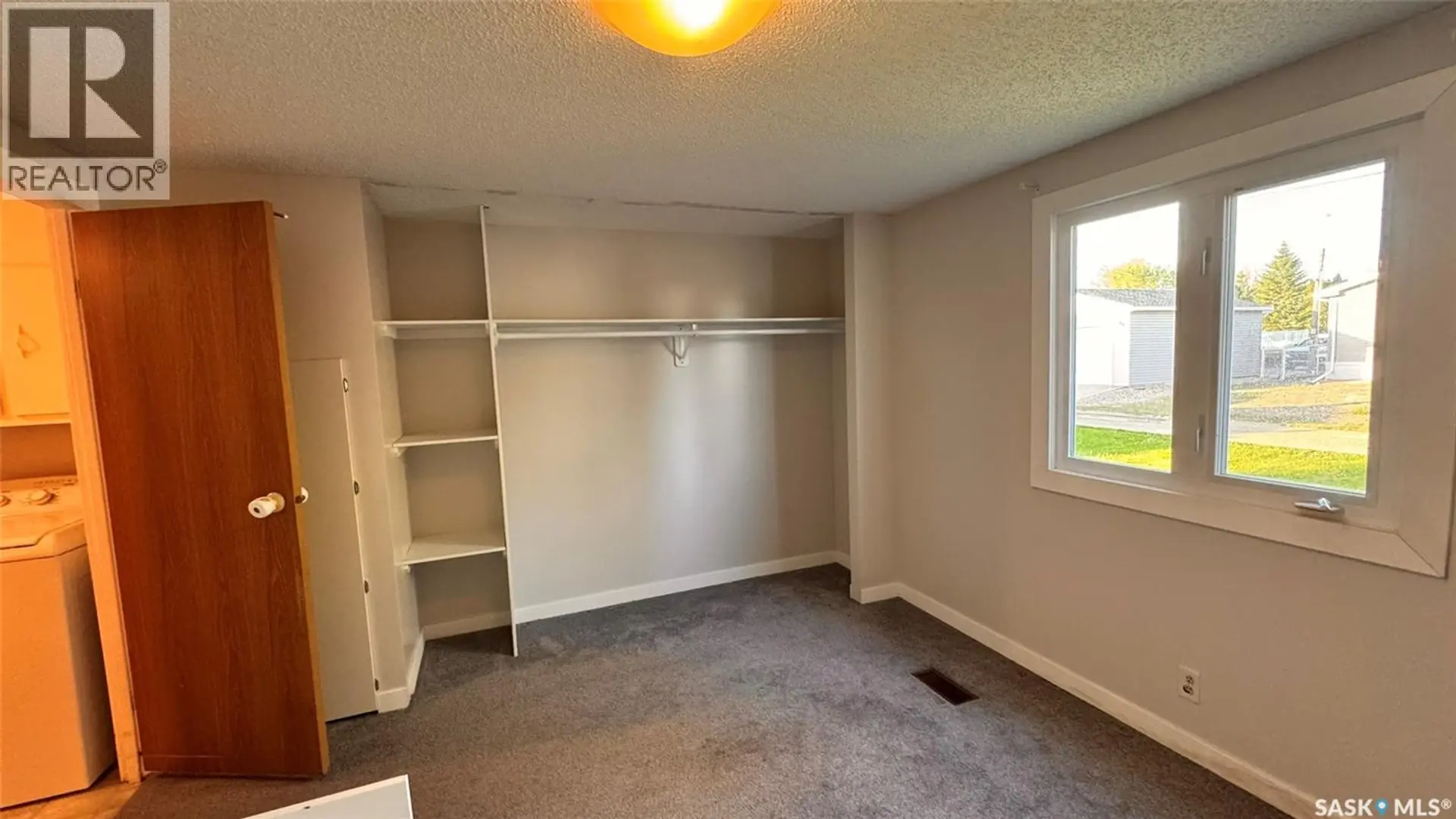 337 Hawkes STREET - Image 16