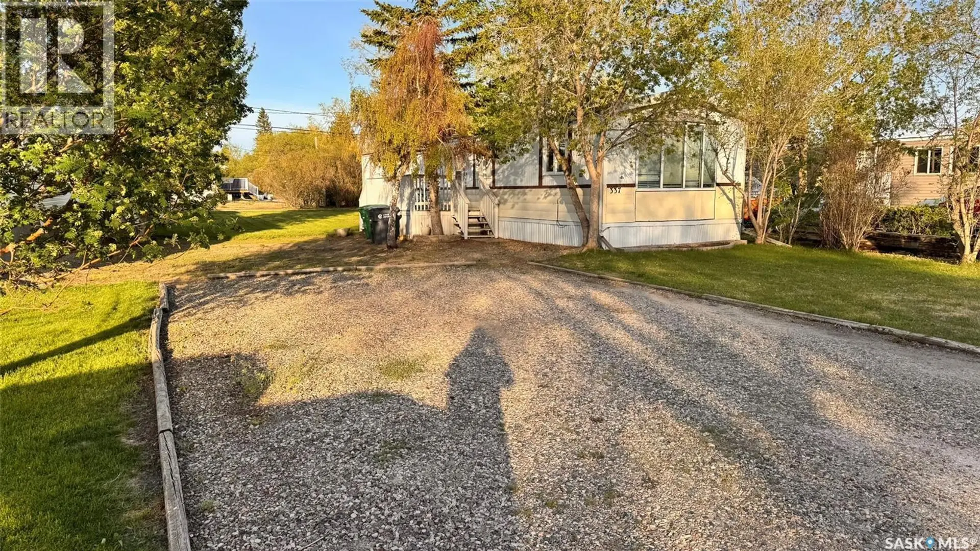 337 Hawkes STREET - Image 17
