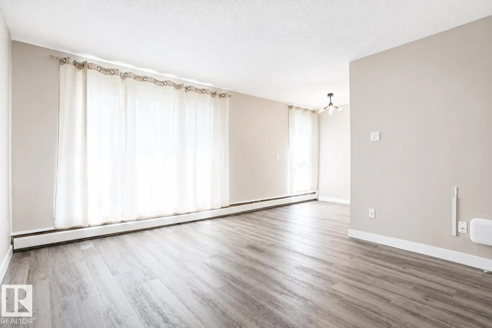 #118 7220 144 AV NW - Image 2