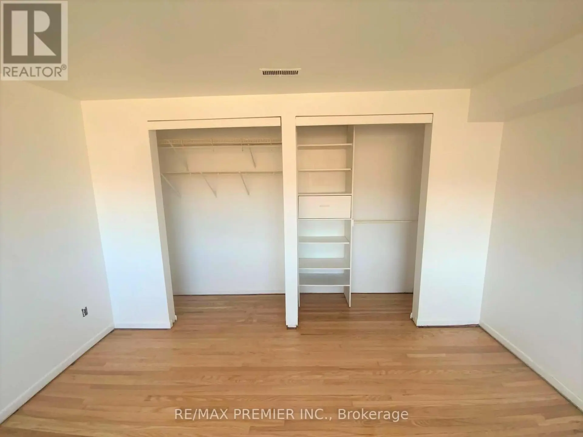 #82 248 JOHN GARLAND BOULEVARD - Image 12