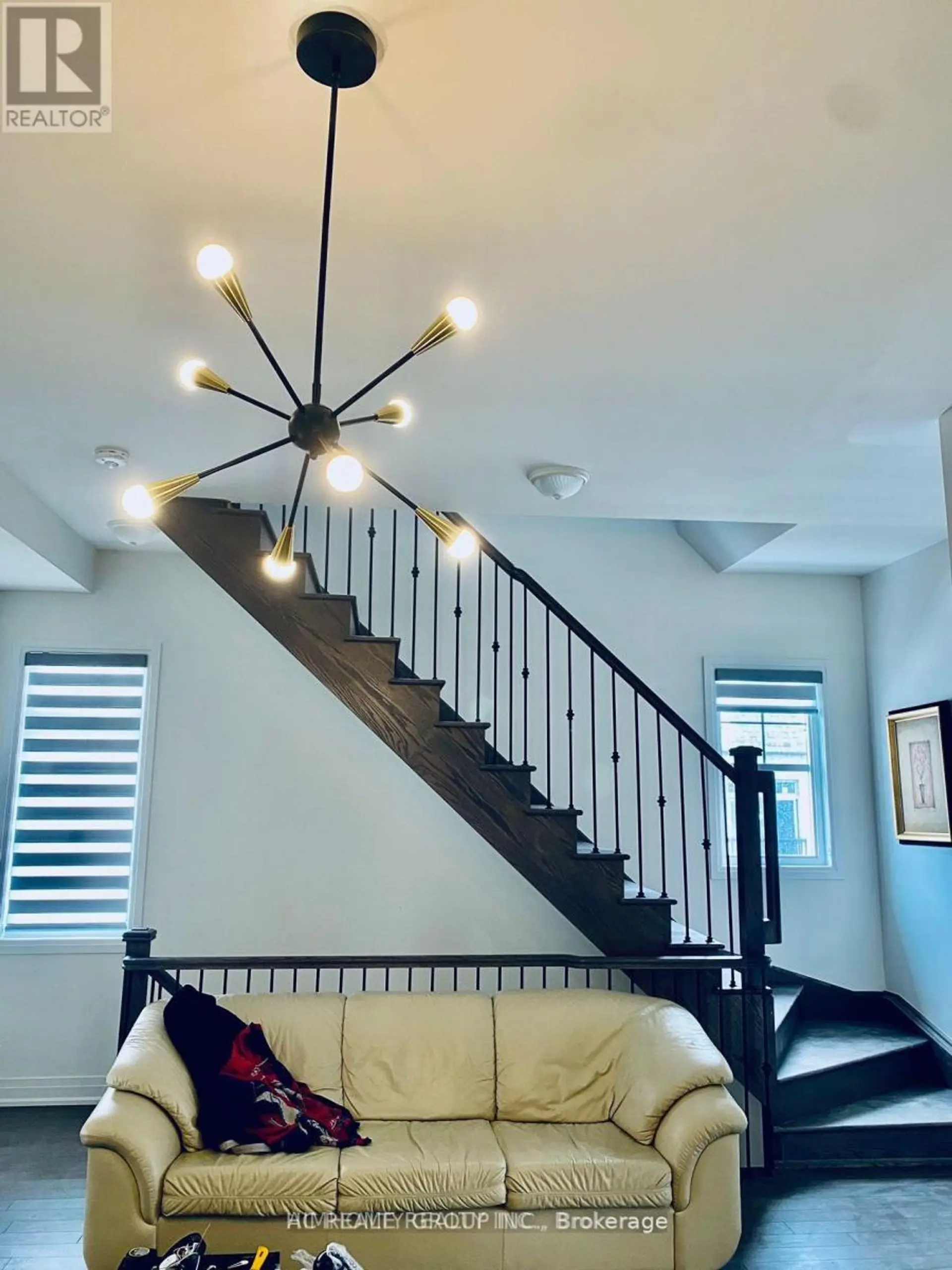 2130 ROYAL GALA CIRCLE - Image 6
