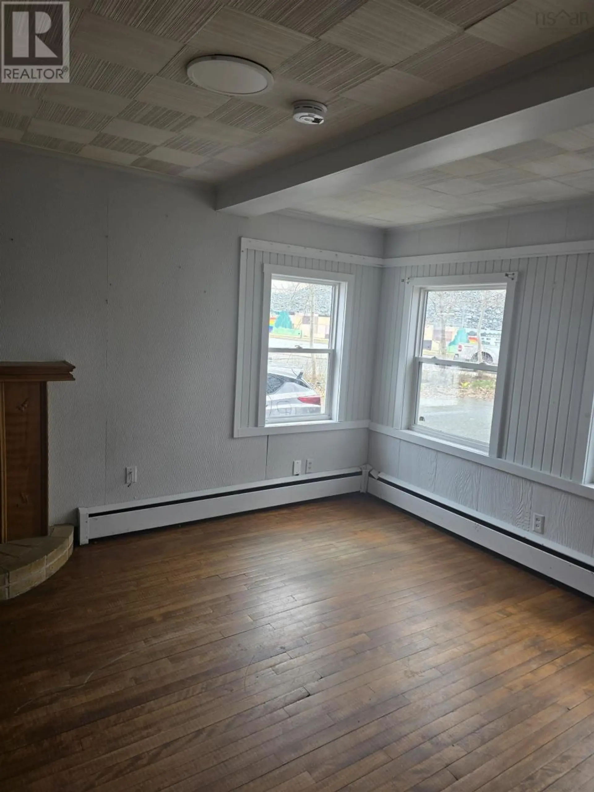 111 Tacoma Drive - Image 6