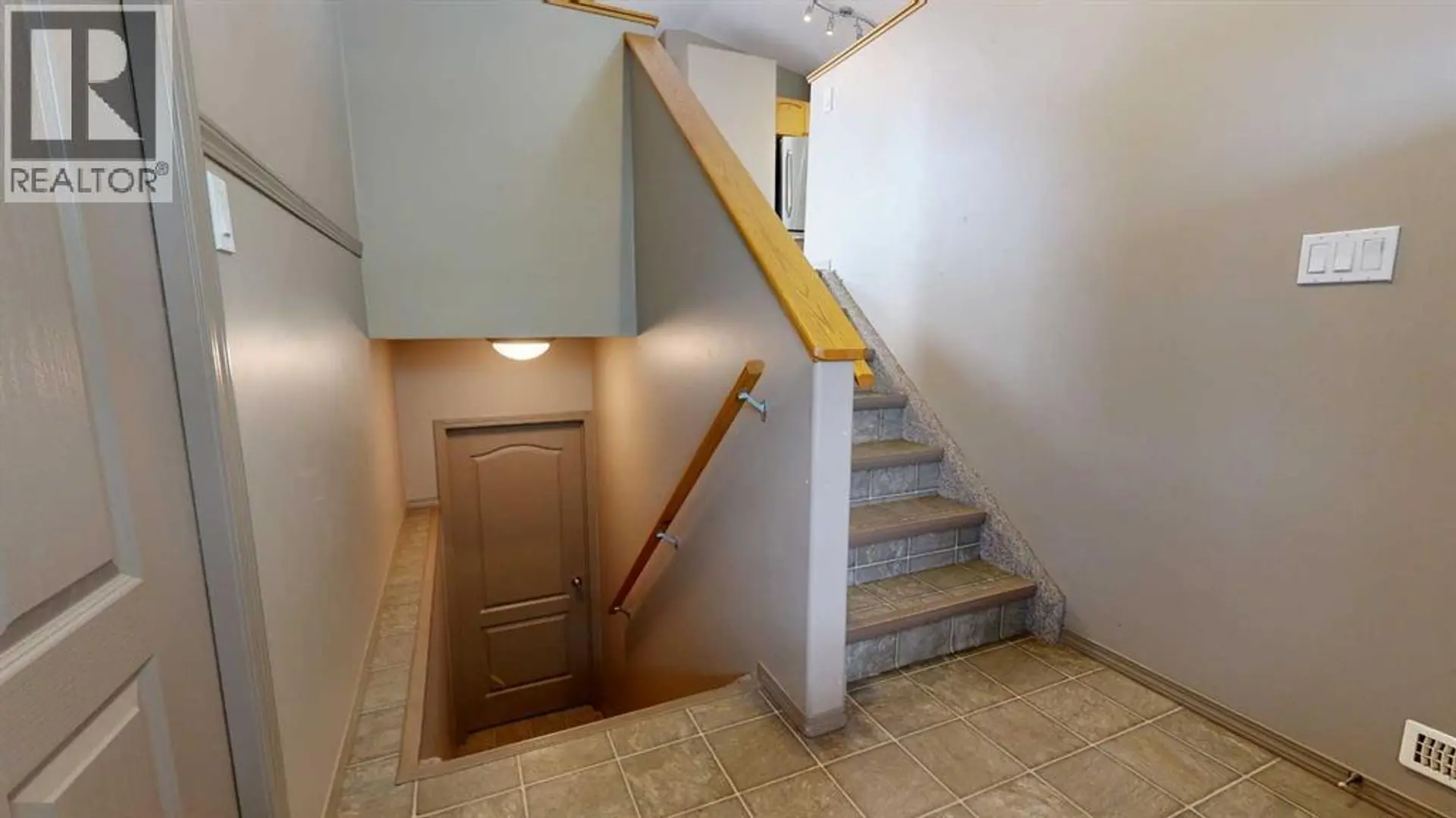 6322 88A Street - Image 16