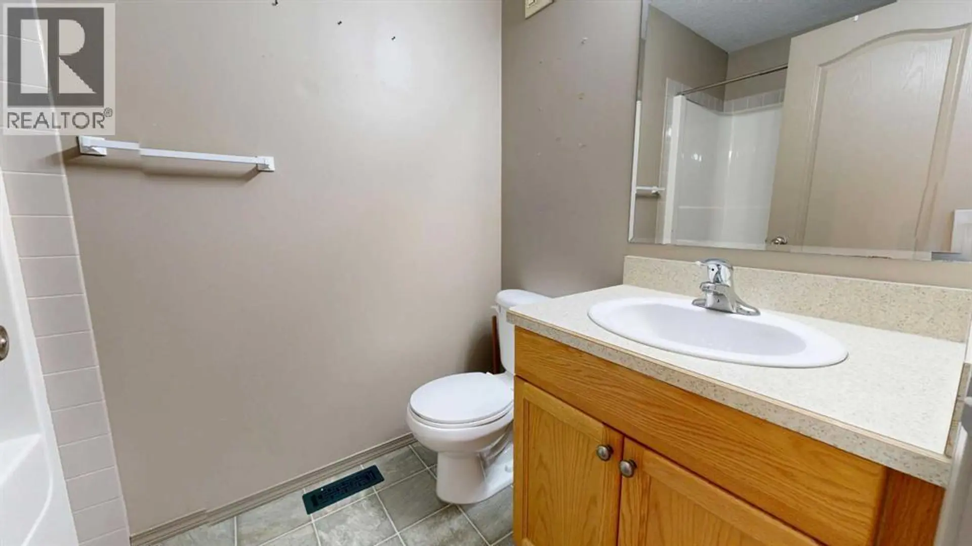 6322 88A Street - Image 8