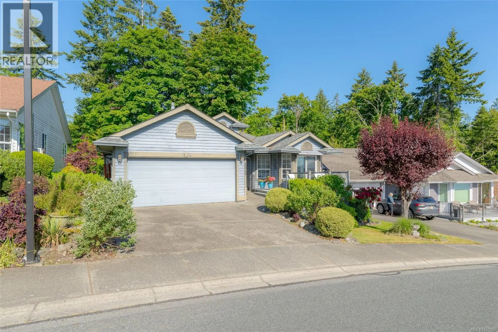Property at 575 Marine View, Cobble Hill, BC