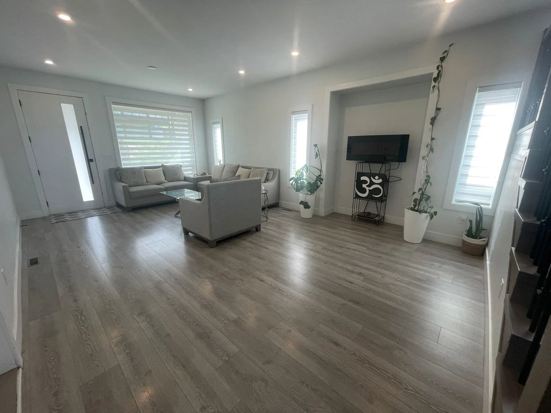 8220 Nixon Road - Image 13