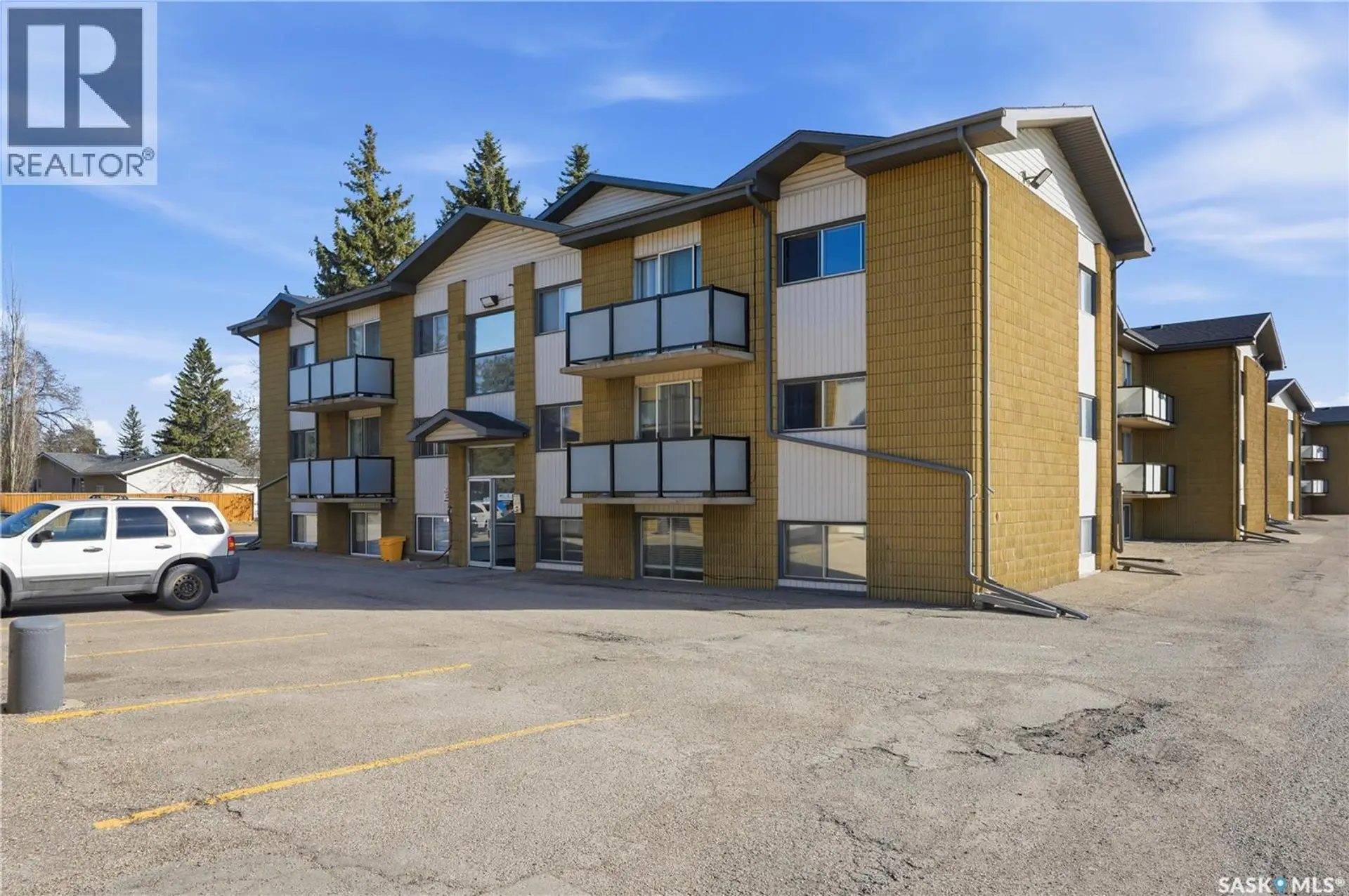 Property at #93 3 COLUMBIA DRIVE, Saskatoon, SK