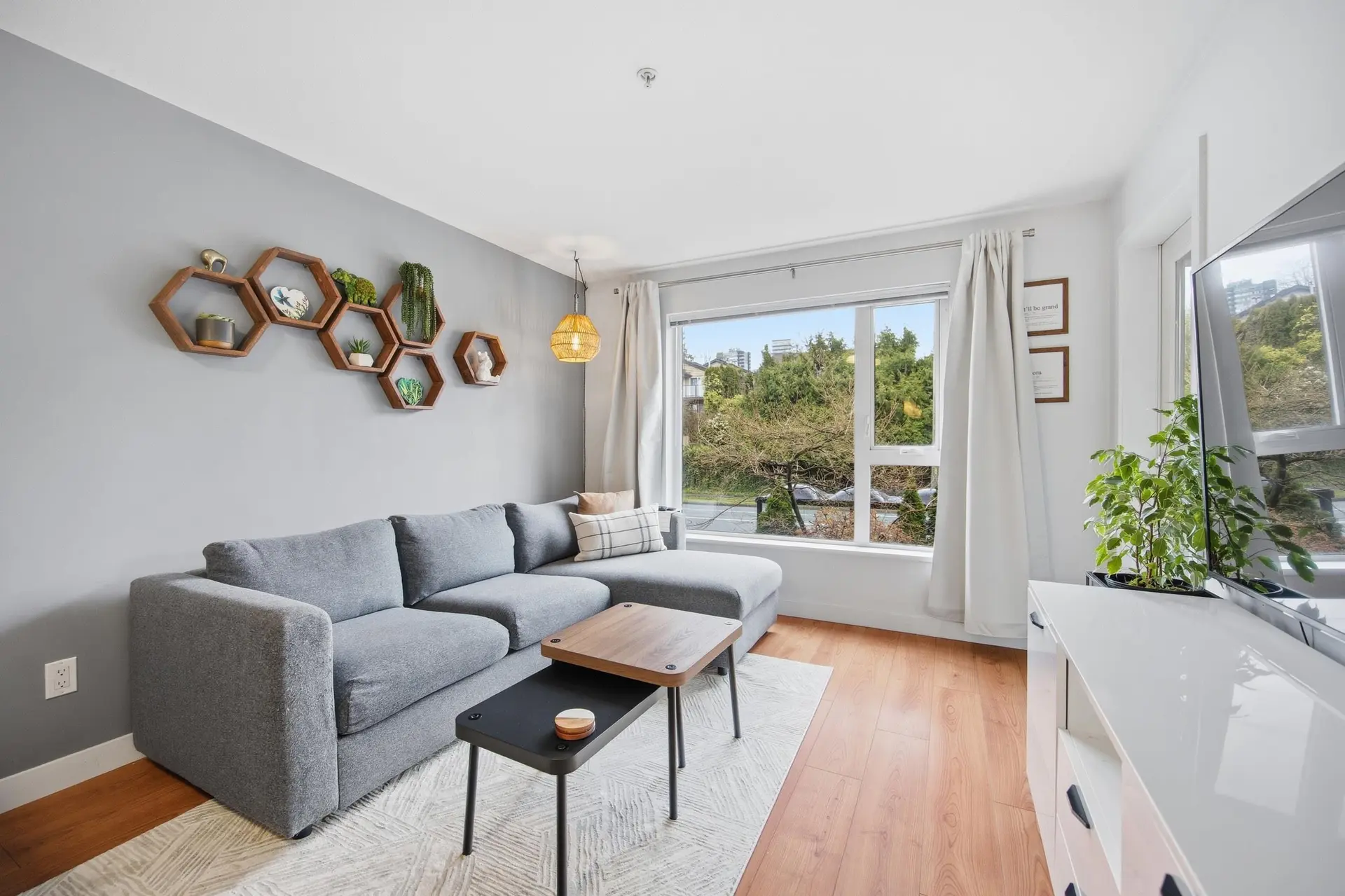 Property at #209 221 E 3rd Street, North Vancouver, BC