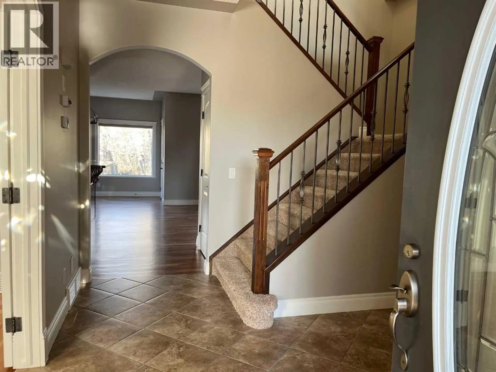 75 Royal Abbey Rise NW - Image 2