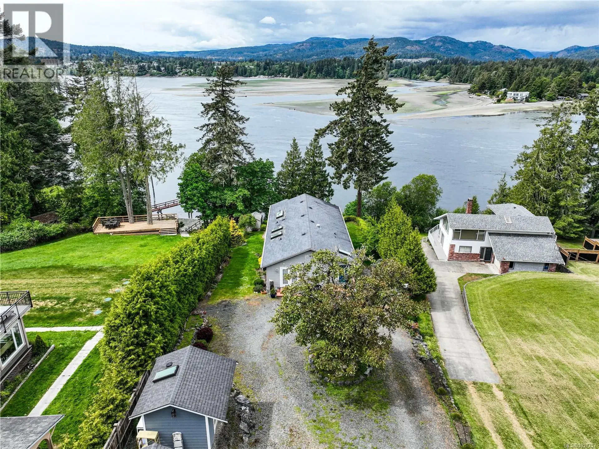 Property at 113 Seagirt Rd, Sooke, BC