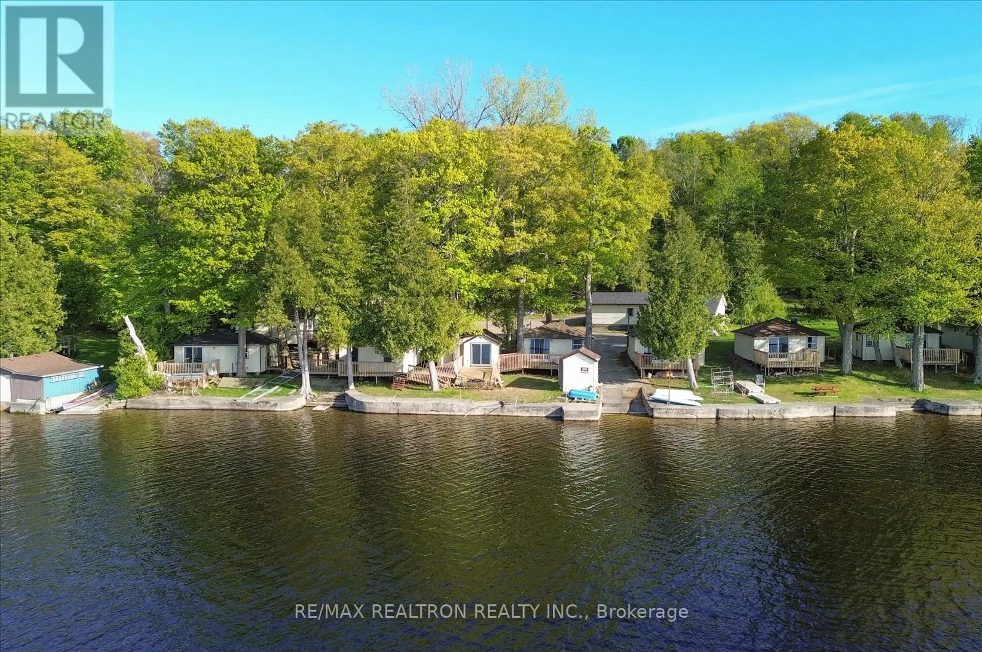 Property at 33 THISTLE DEW LANE, Prince Edward County, ON