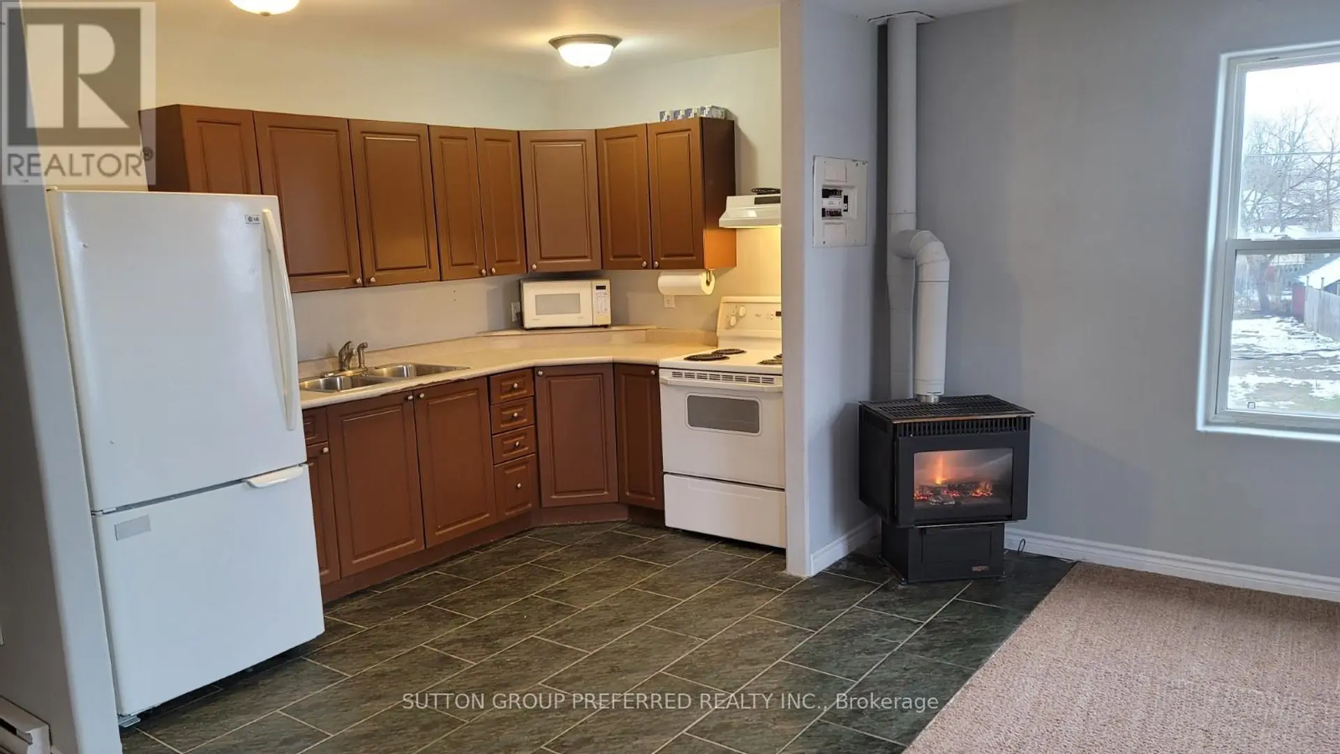 453 BATHURST STREET - Image 14
